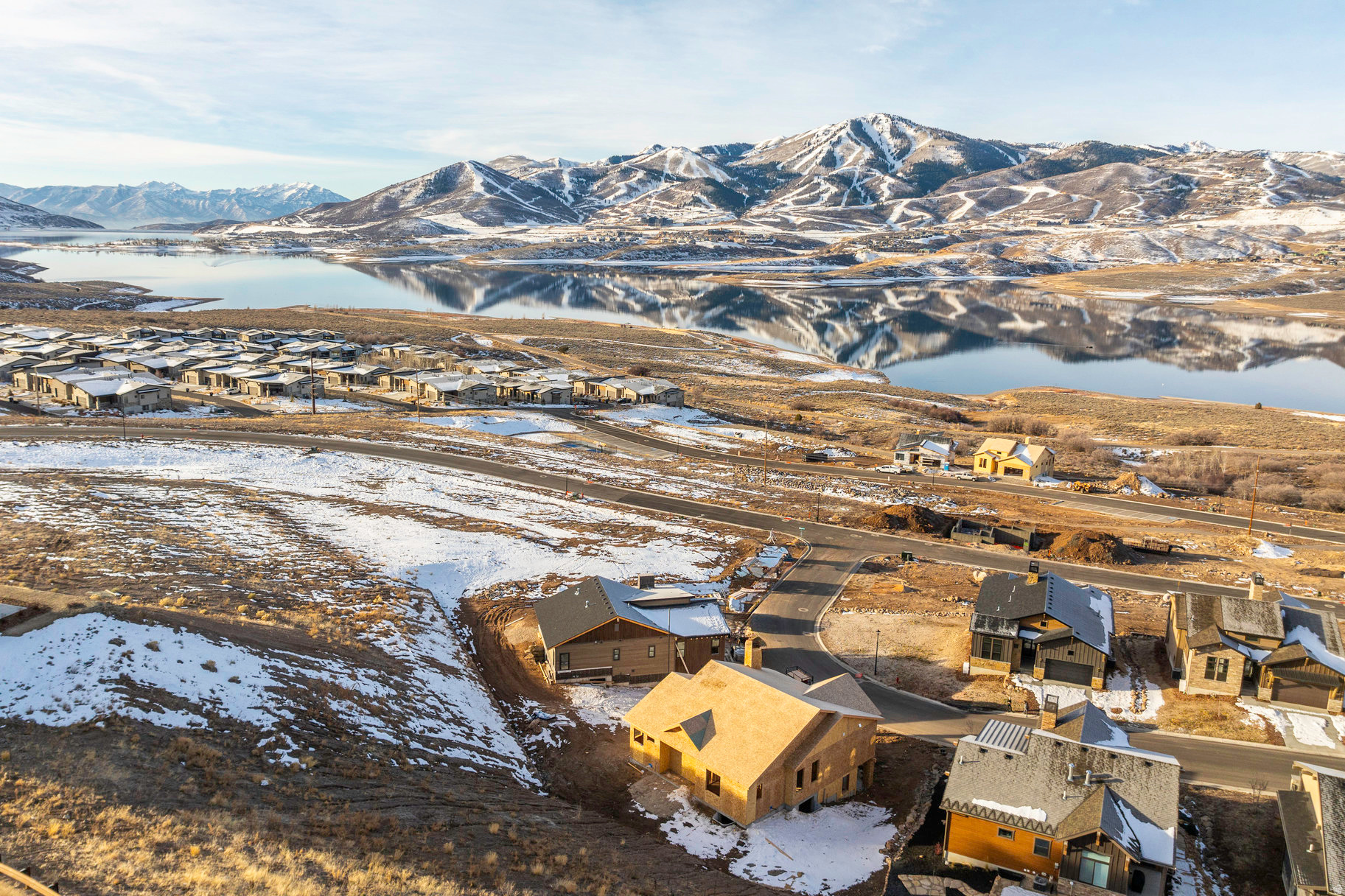 LAKEVIEW ESTATES - Residential