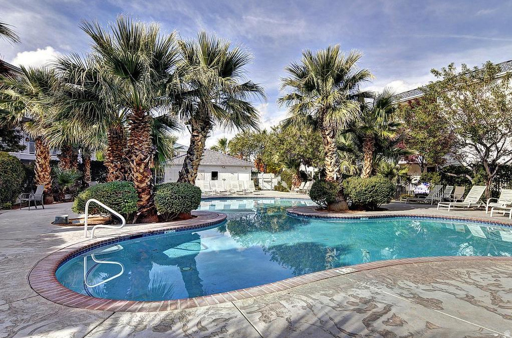 LAS PALMAS RESORT CONDOS - Residential