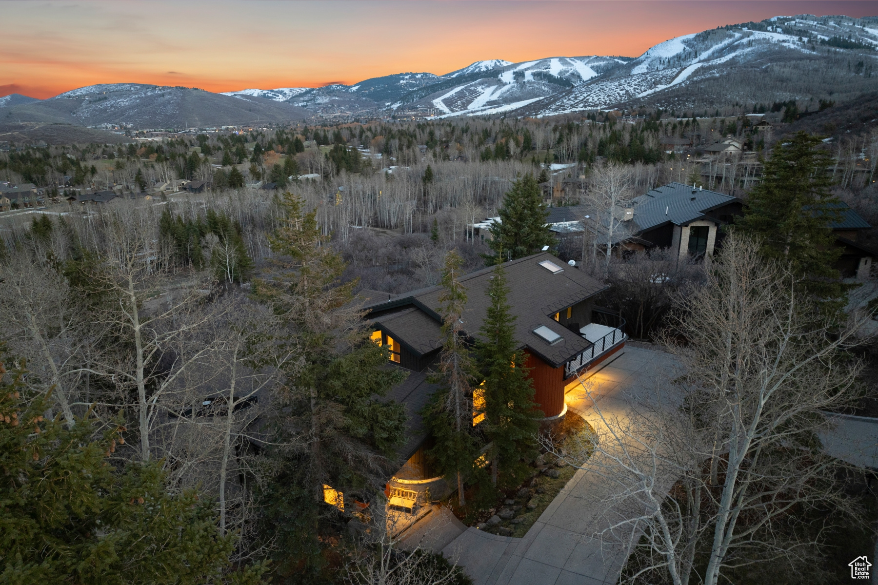 Park City, Utah 84060, United States, 5 Bedrooms Bedrooms, ,4 BathroomsBathrooms,Residential,Active,113921