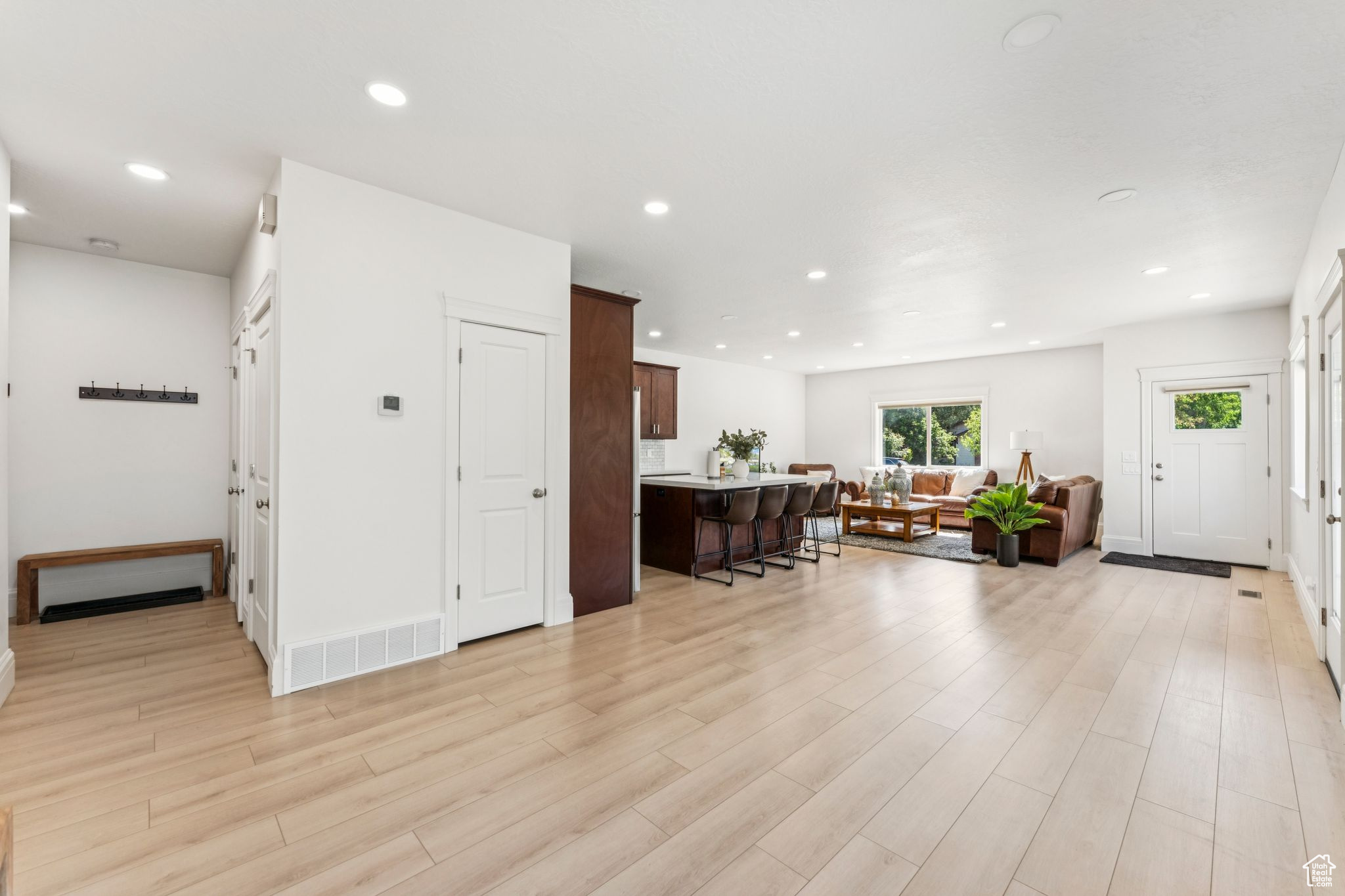 DEL CORONADO - Residential