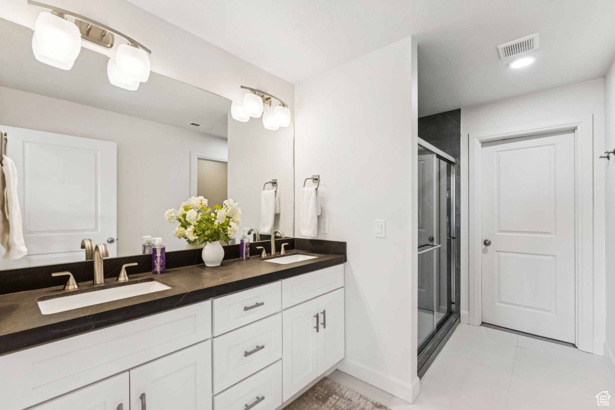 DEL CORONADO - Residential