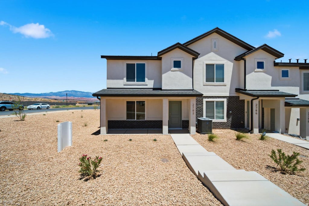 Photo of 2211 S TOWER BRIDGE DR #2512, Washington, UT 84780 (MLS # 2186386)