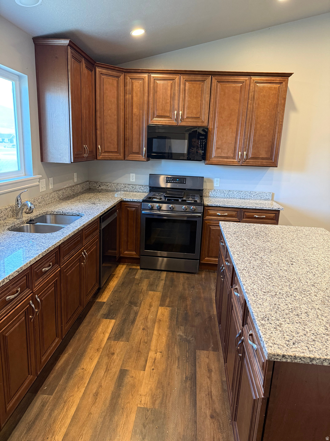 EAGLE POINT - Residential