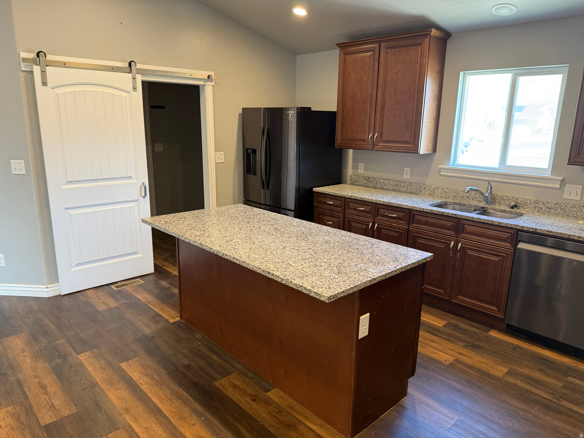 EAGLE POINT - Residential