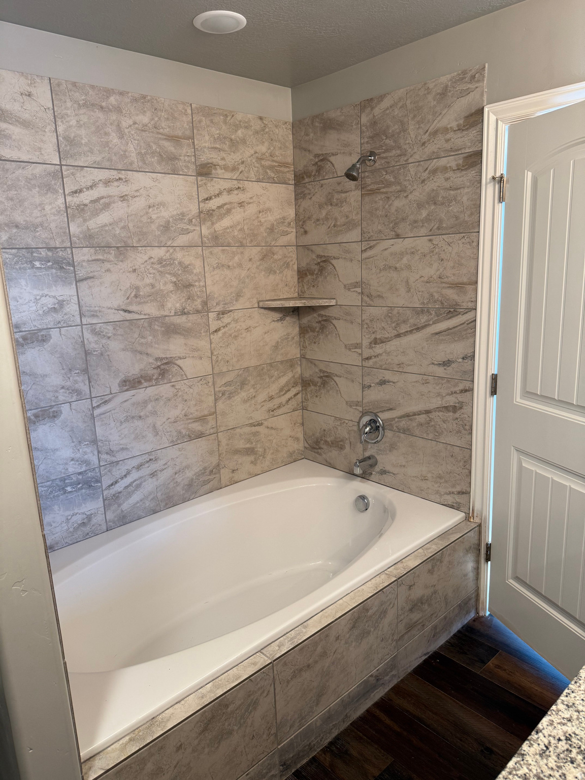 EAGLE POINT - Residential