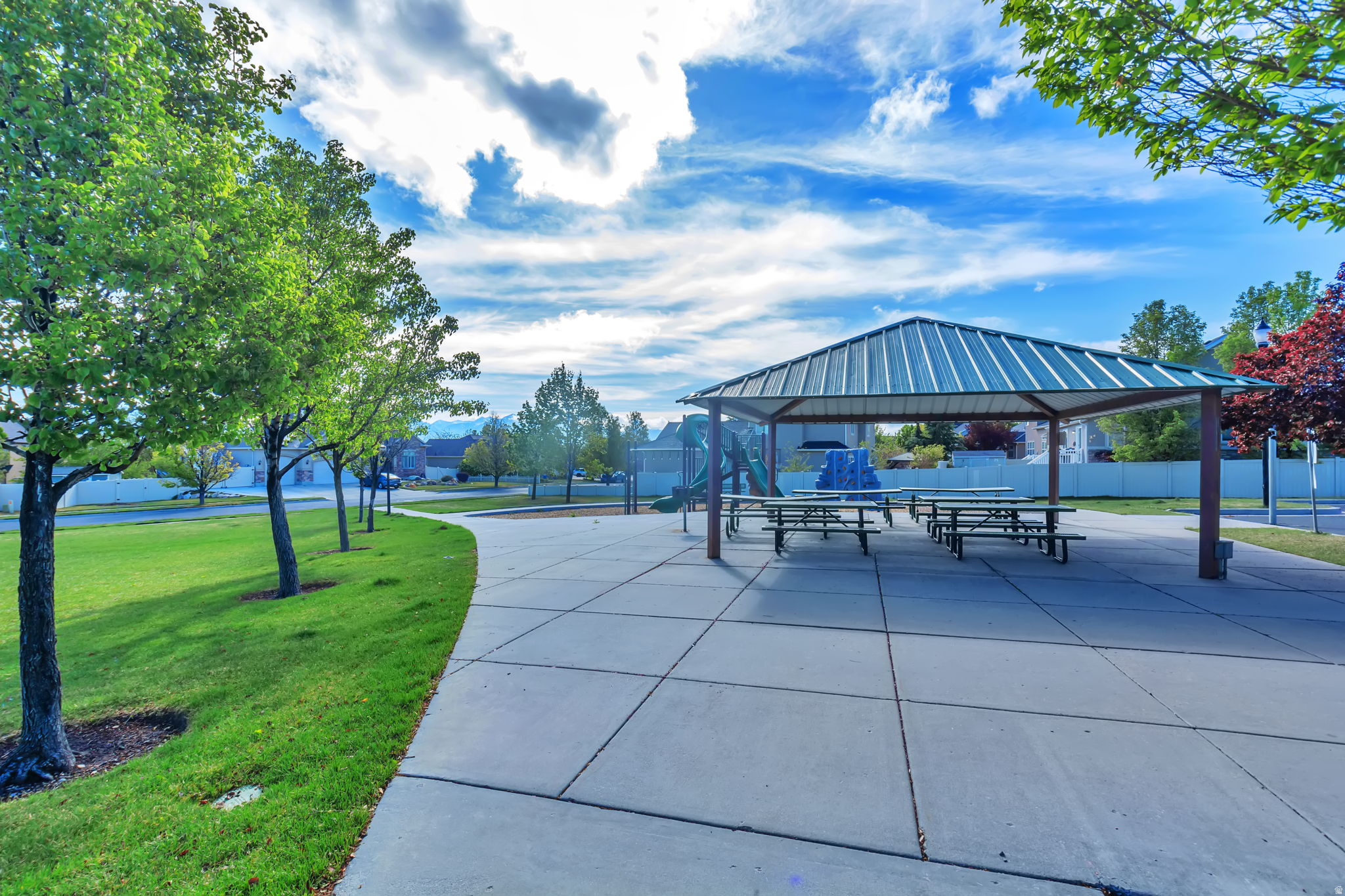 BLOOMFIELD FARMS PHASE 1 - Residential