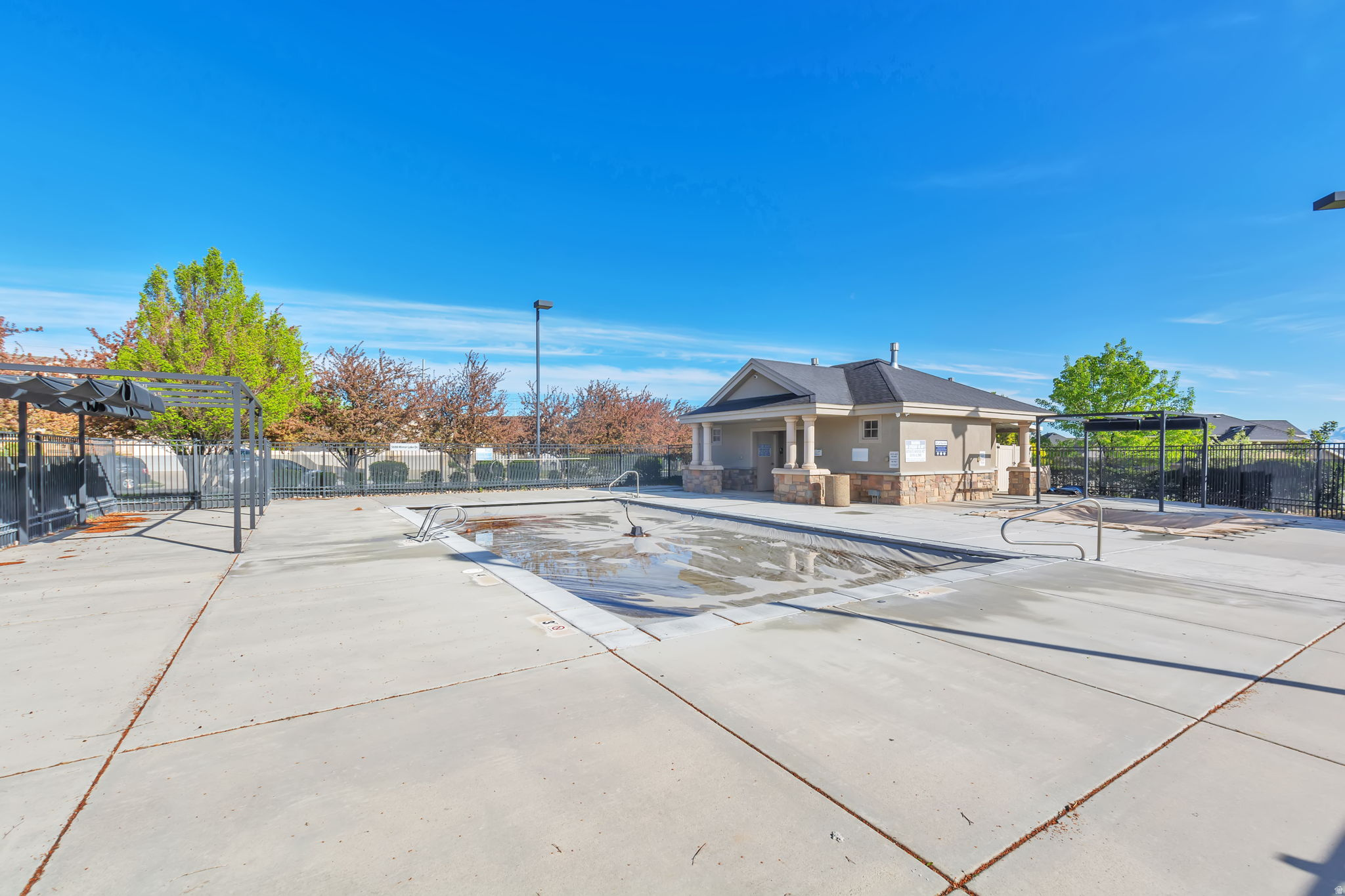 BLOOMFIELD FARMS PHASE 1 - Residential