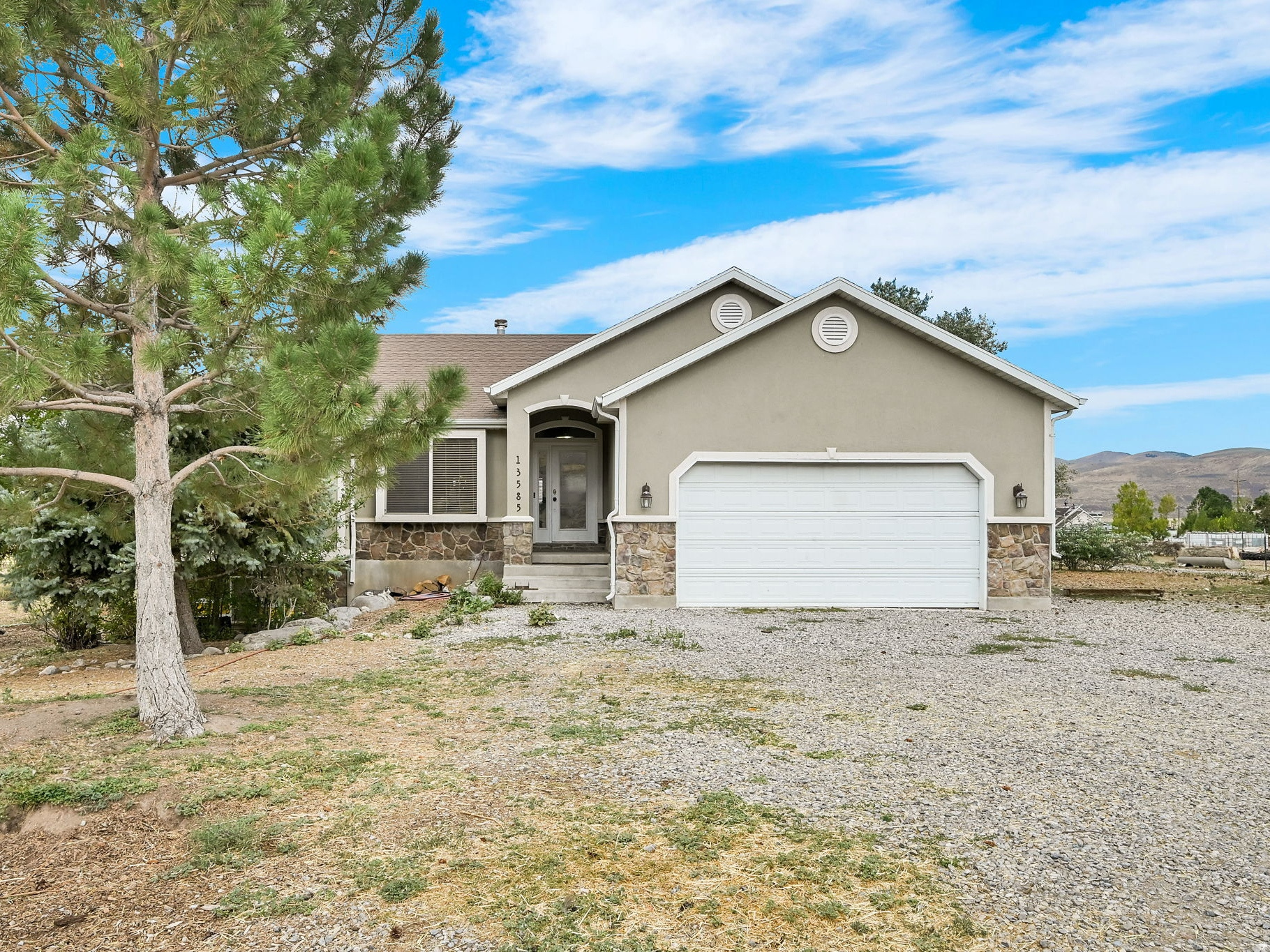 FRED MANNING MINOR - Residential