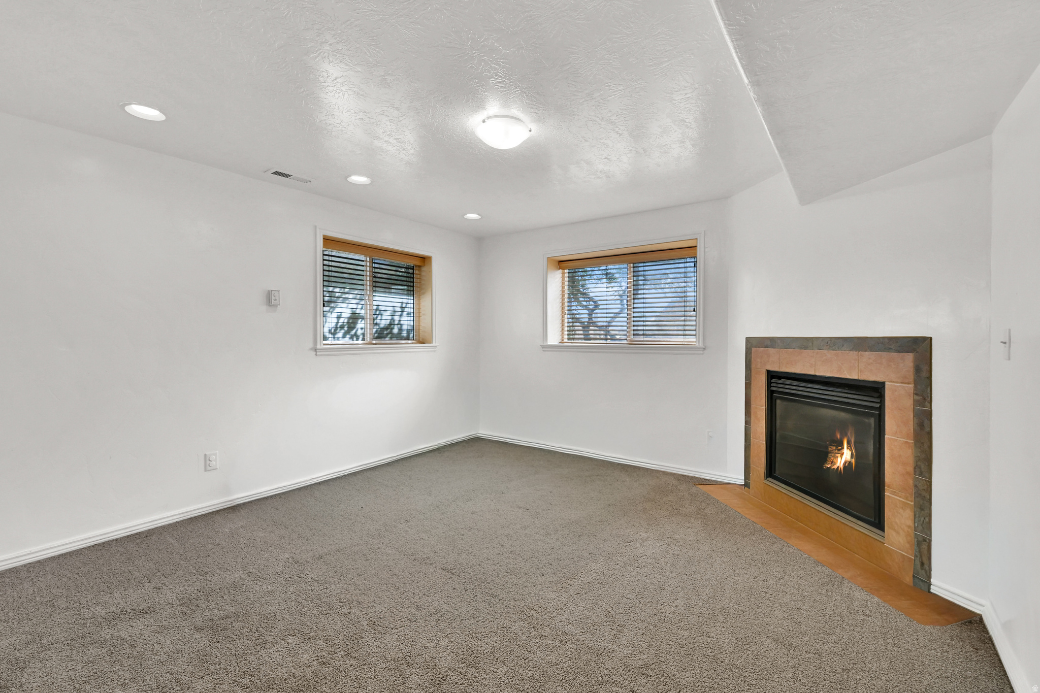 FRED MANNING MINOR - Residential