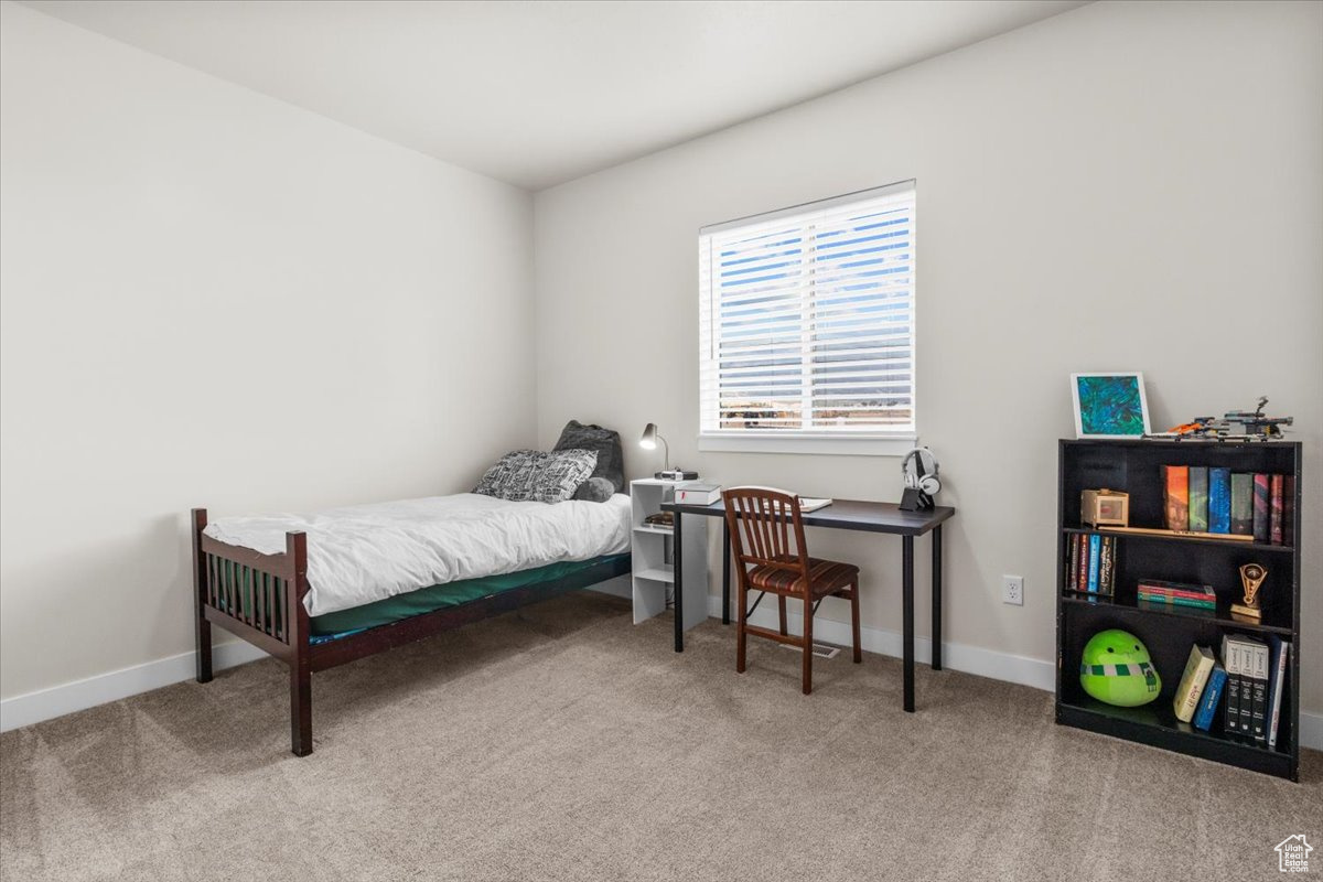 EPHRAIM CROSSING - Residential