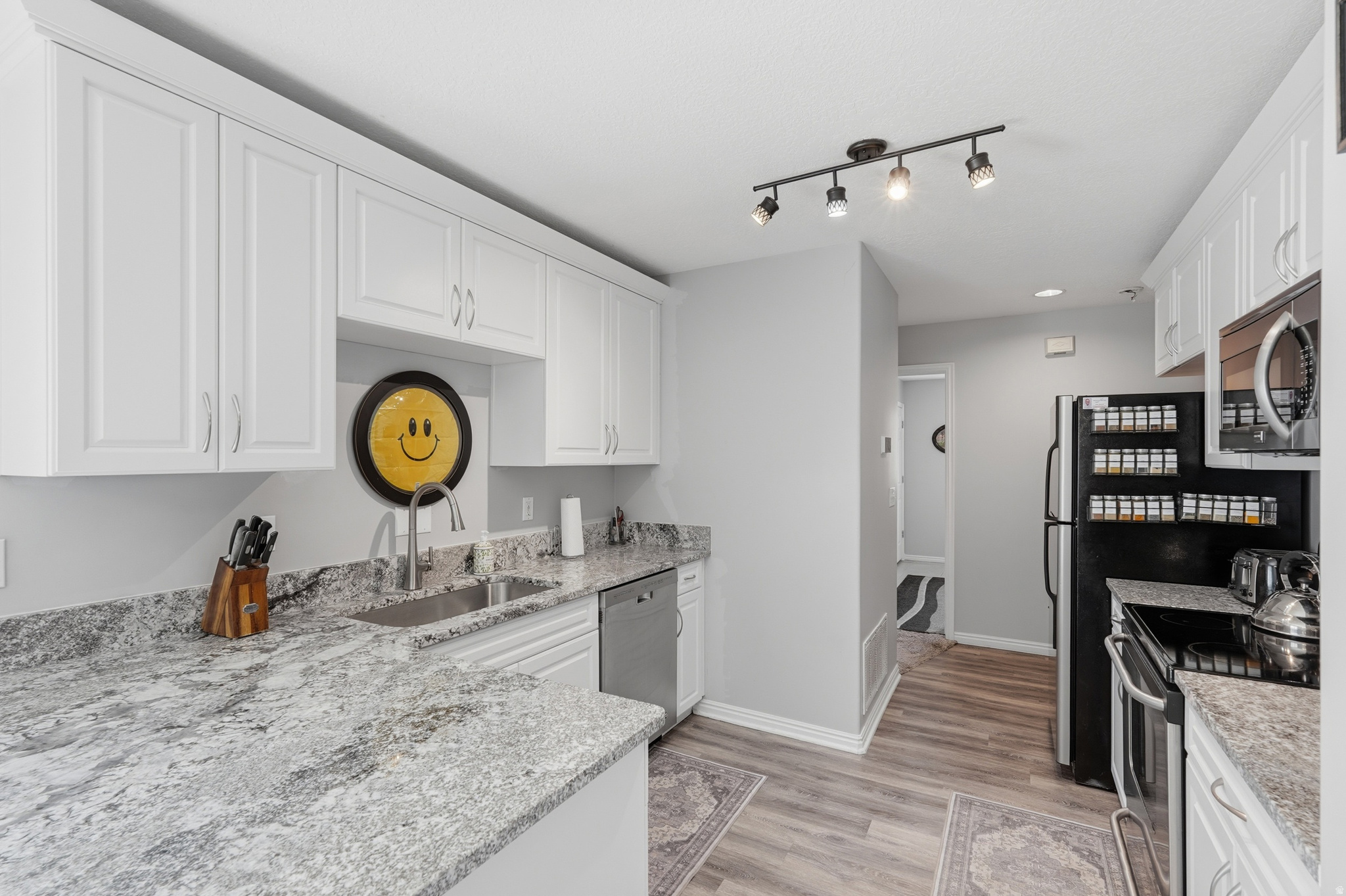 ASPEN HEIGHTS LOT 30 - Residential