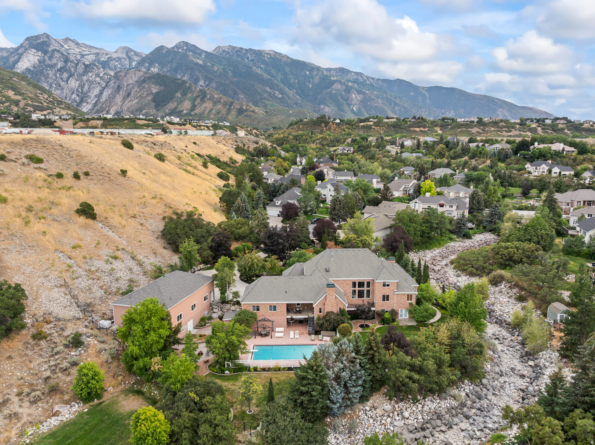 COBBLE COVE - Residential