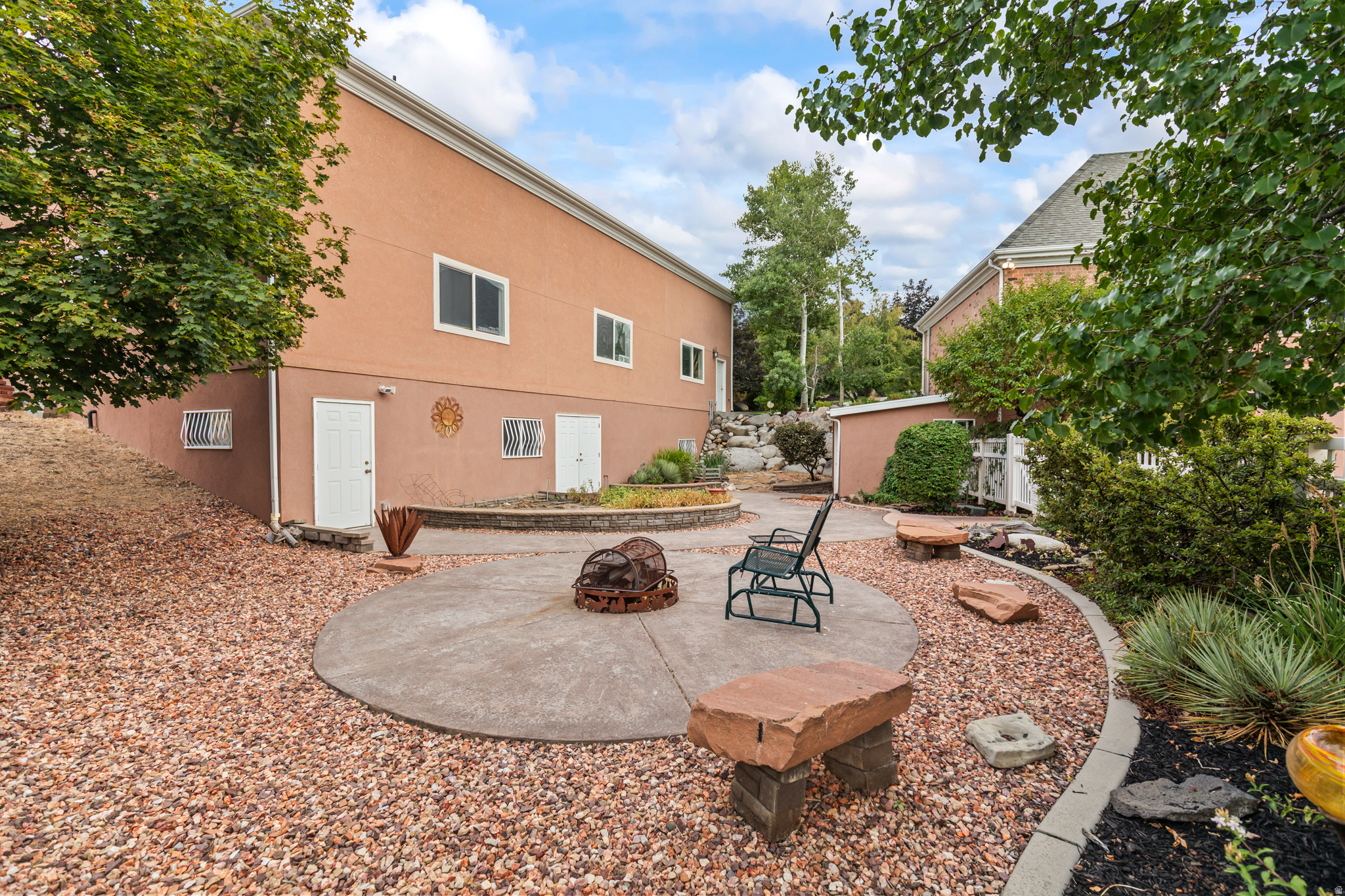 COBBLE COVE - Residential