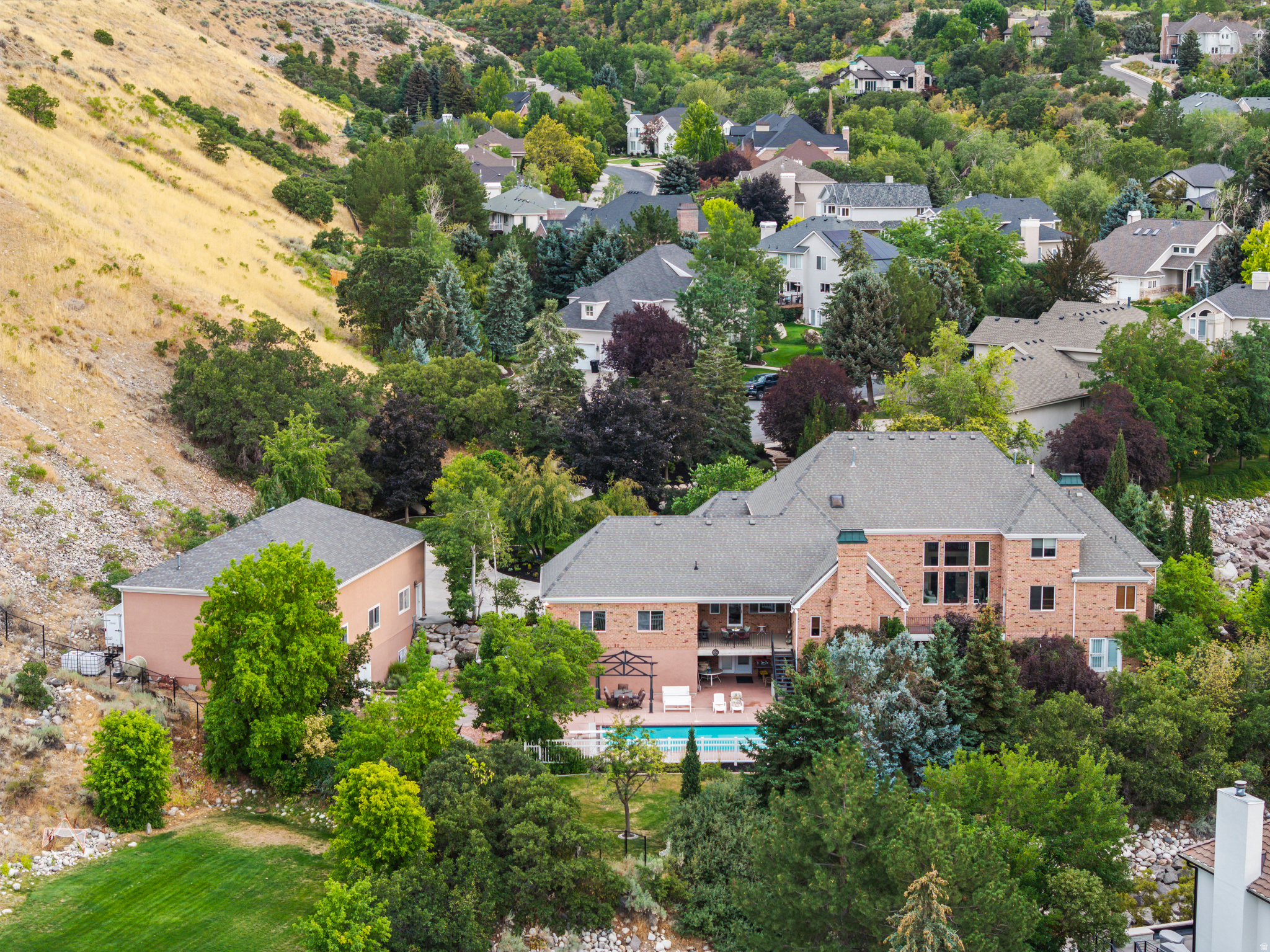 COBBLE COVE - Residential