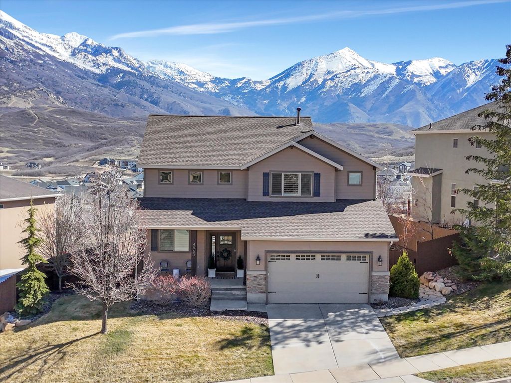 Photo of 14953 S WINGED BLUFF LN, Draper, UT 84020 (MLS # 2145424)