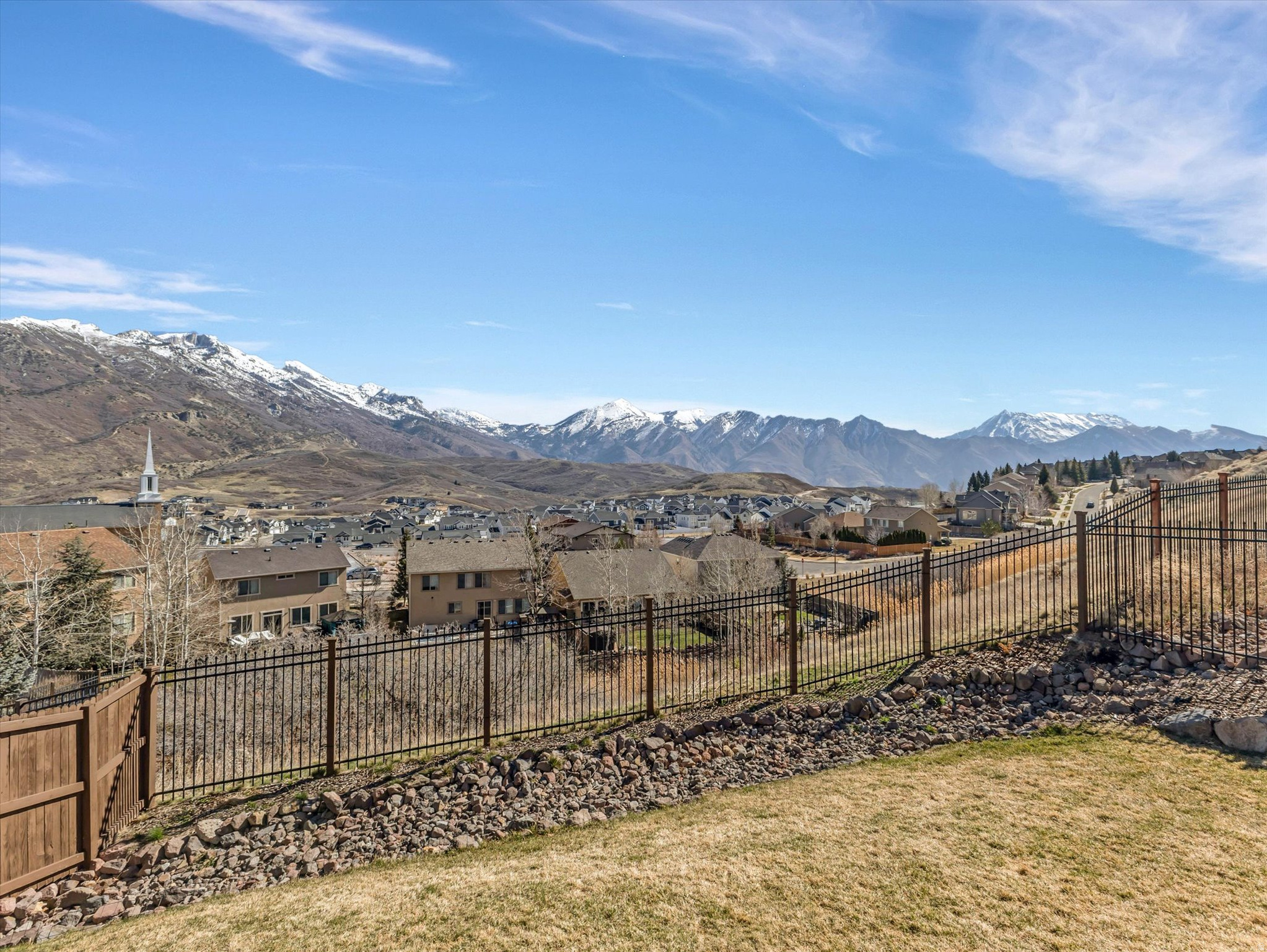 SUNCREST - Residential