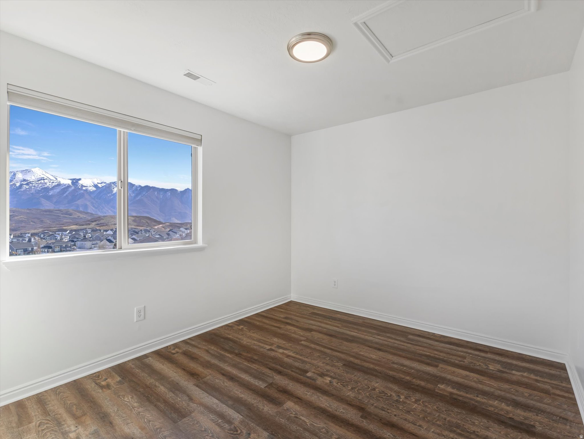 SUNCREST - Residential