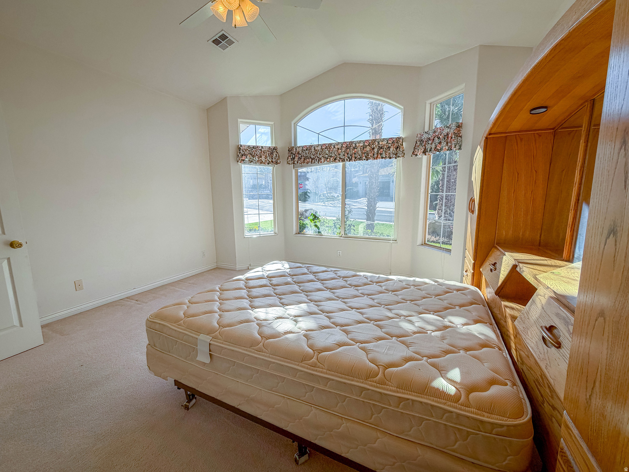 BOULDERS - Residential