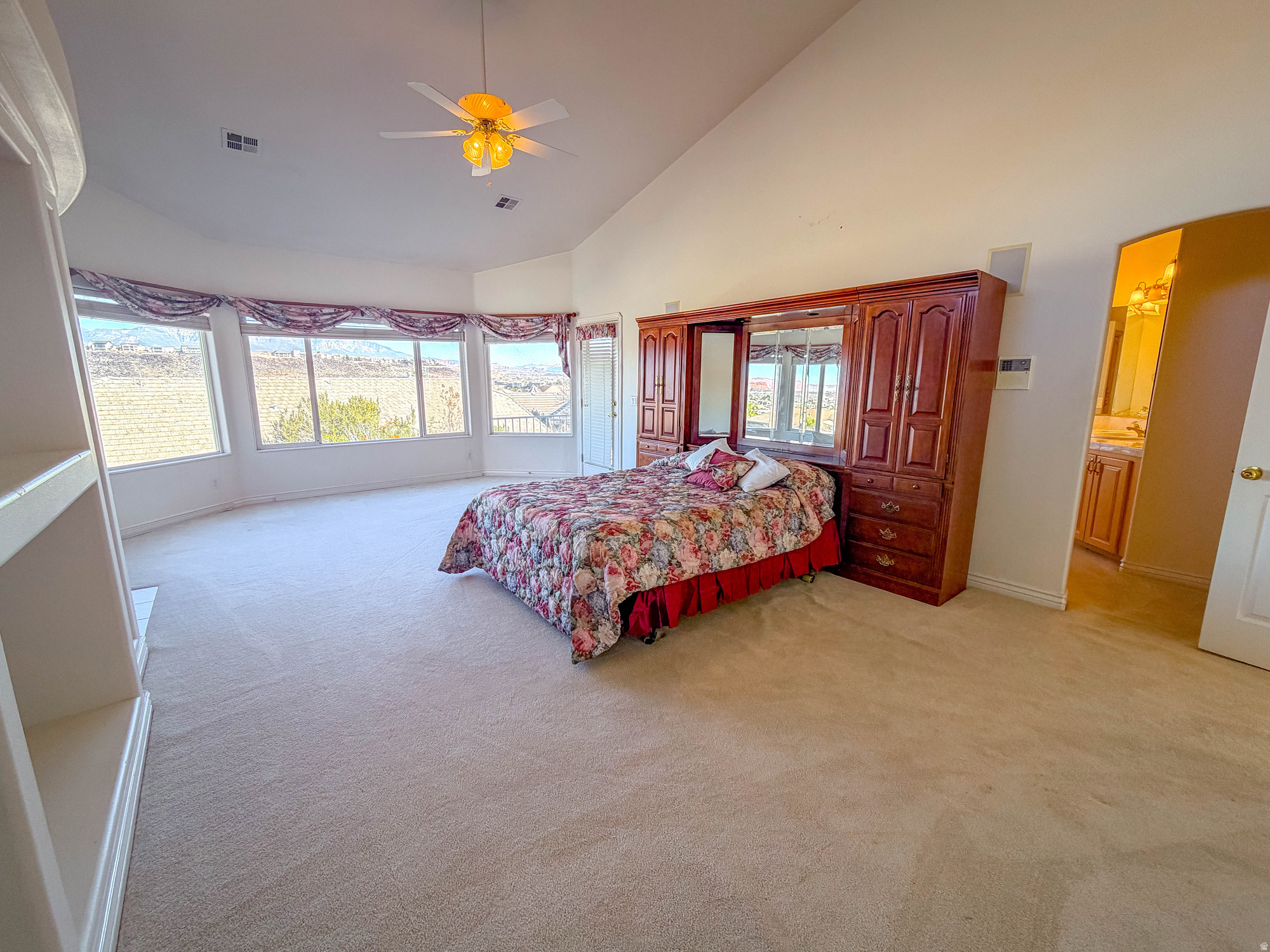 BOULDERS - Residential