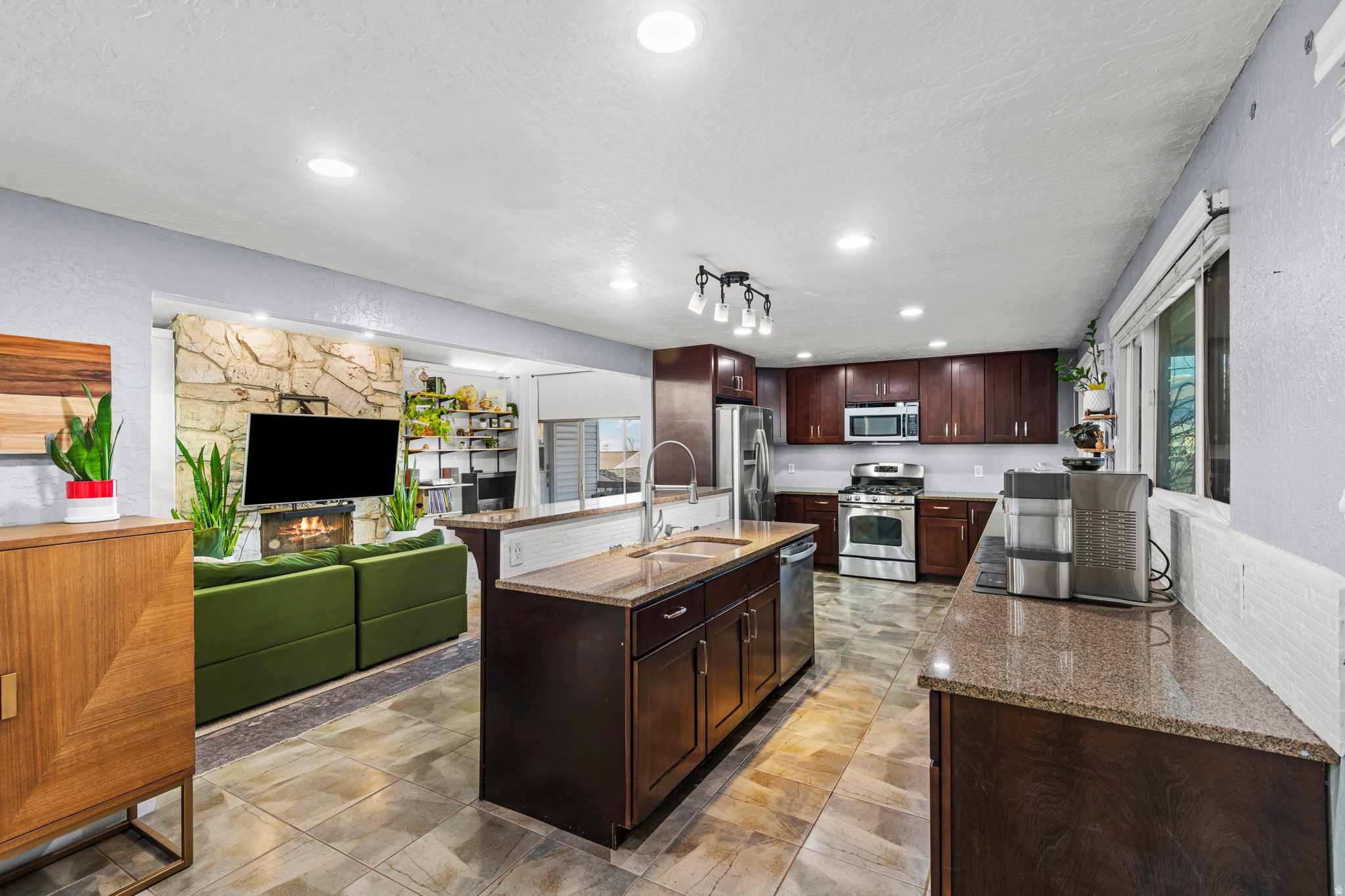 OAKHAVEN PARK SUBDIVISION PLAT C - Residential