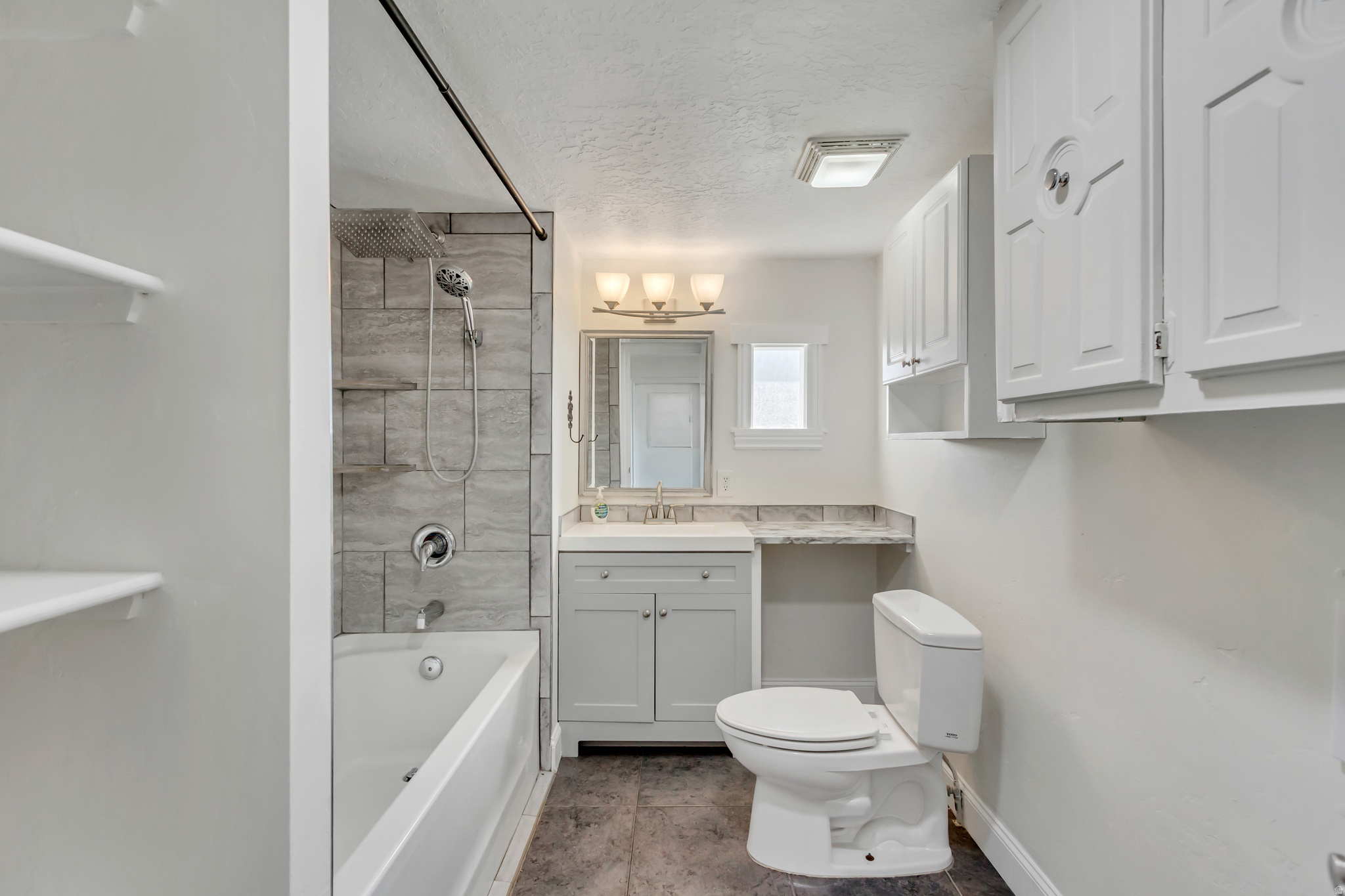 SUNDOWN - Residential