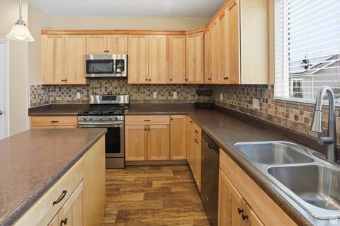 Tiny photo for 588 W 1720 S, Provo, UT 84601 (MLS # 2118207)