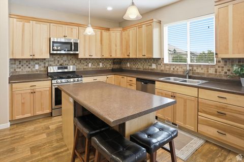 Tiny photo for 588 W 1720 S, Provo, UT 84601 (MLS # 2118207)