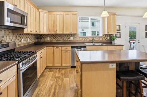 Tiny photo for 588 W 1720 S, Provo, UT 84601 (MLS # 2118207)