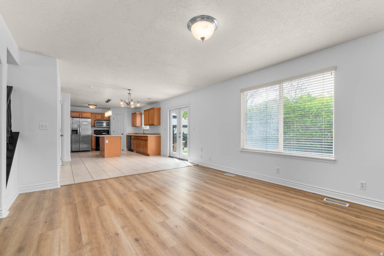 WALLER LANE - Residential