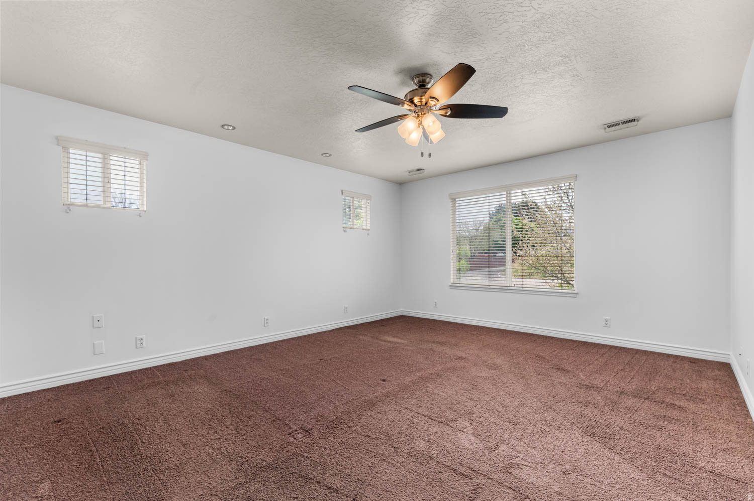 WALLER LANE - Residential