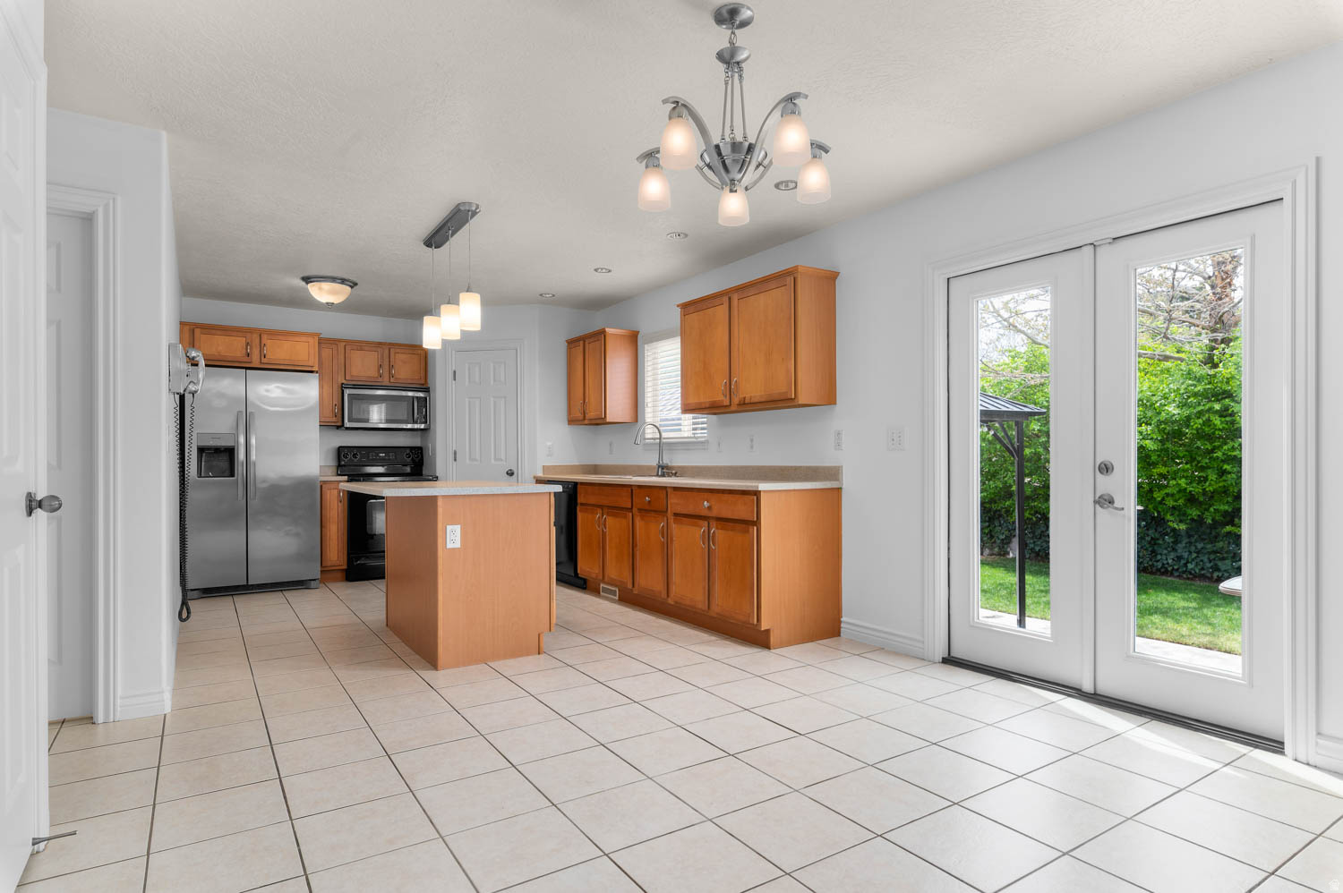 WALLER LANE - Residential