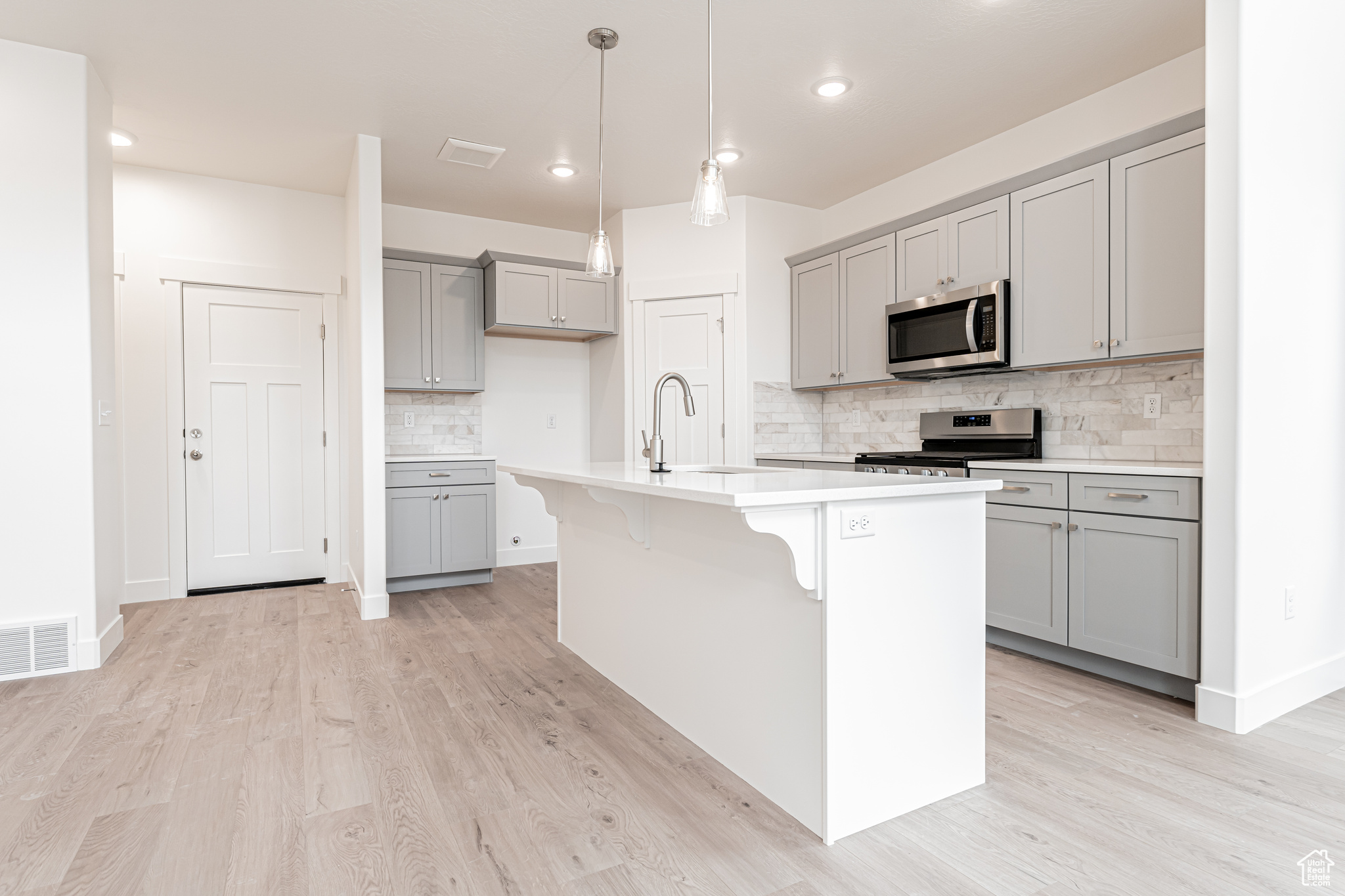 892 N Portman Way #564, Saratoga Springs, Utah image 2