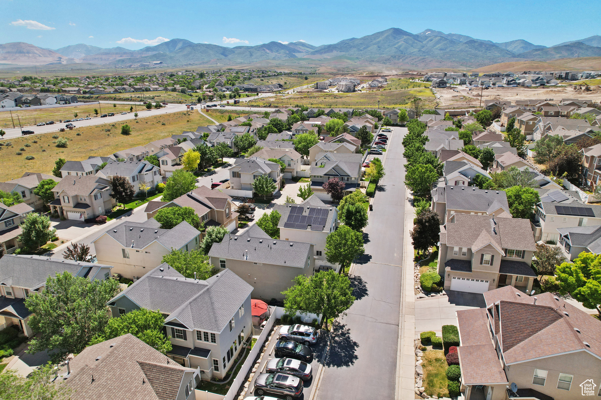 6785 W Callery Ln, West Jordan, Utah image 23