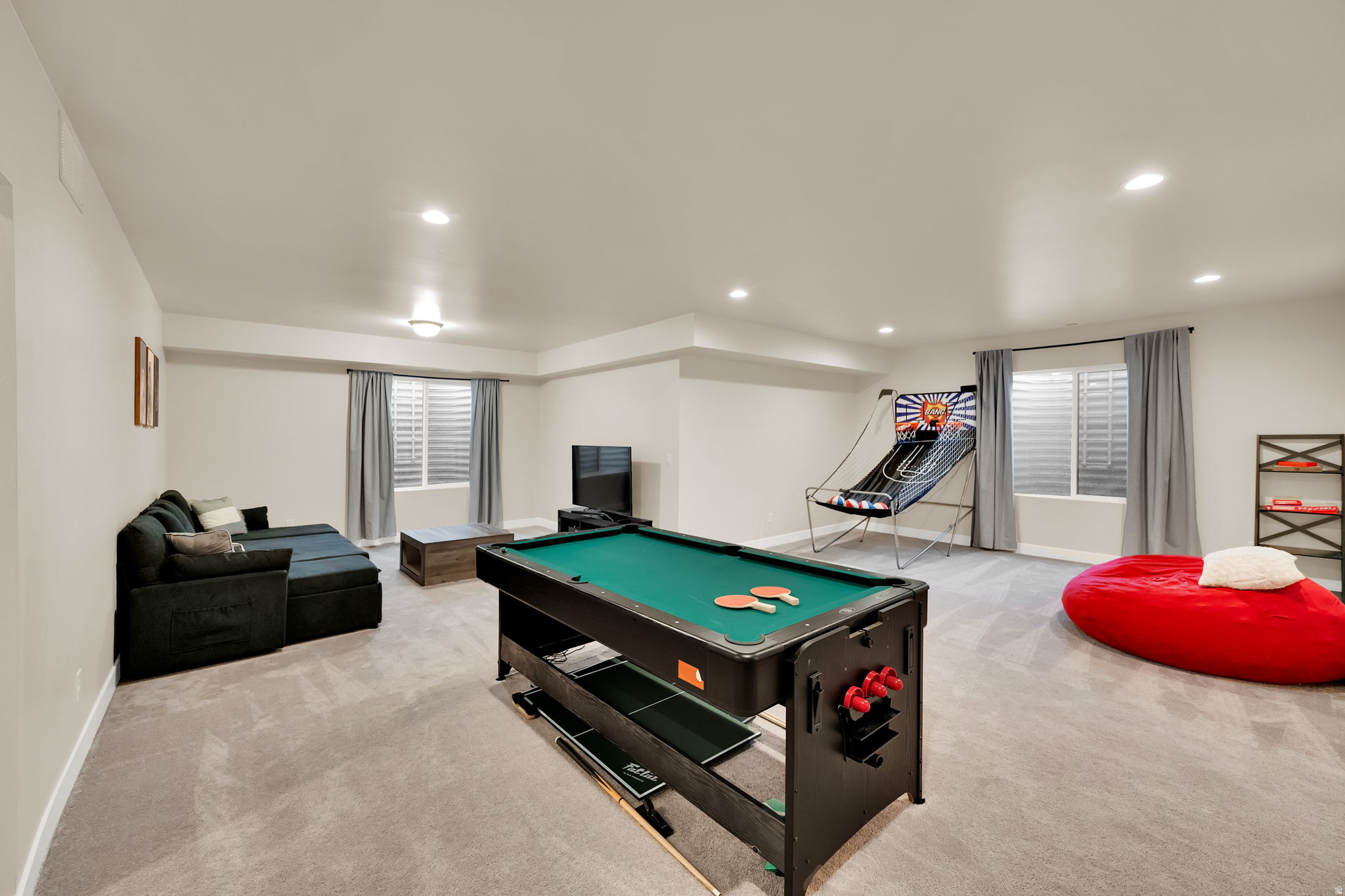 TOLL BROTHERS - SYCAMORE GLEN - Residential Lease