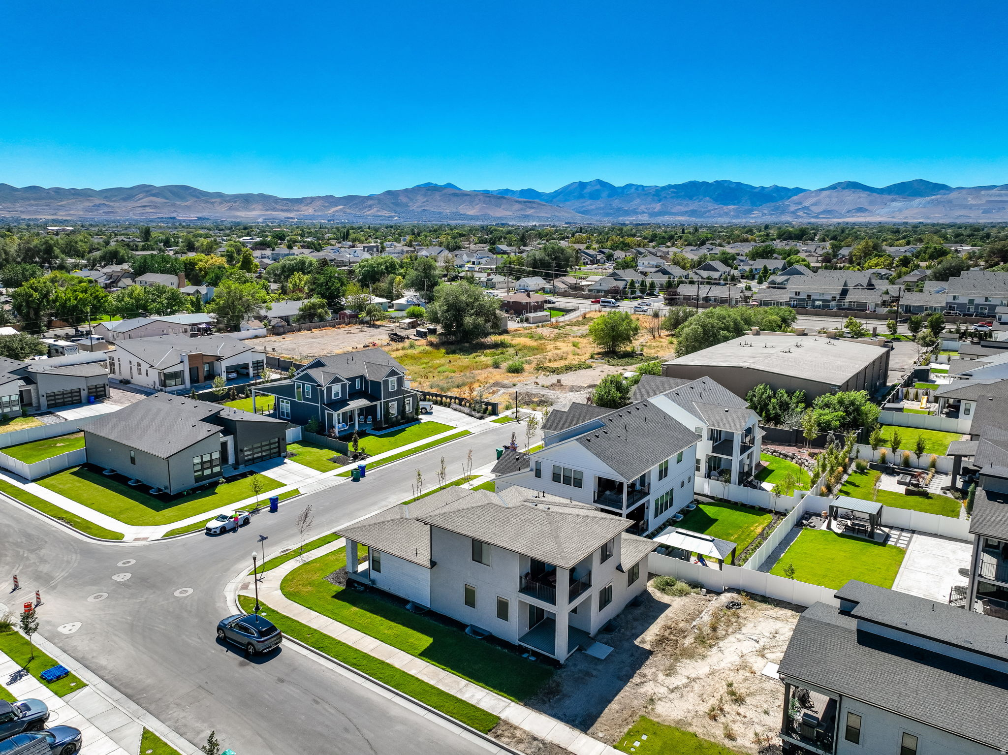 TOLL BROTHERS - SYCAMORE GLEN - Residential Lease