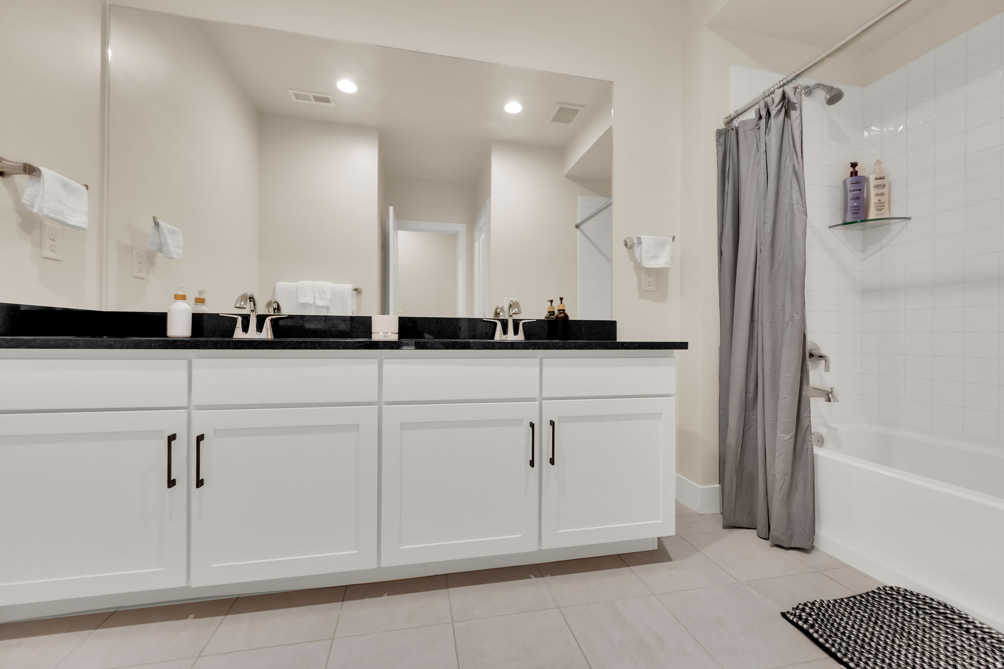 TOLL BROTHERS - SYCAMORE GLEN - Residential Lease