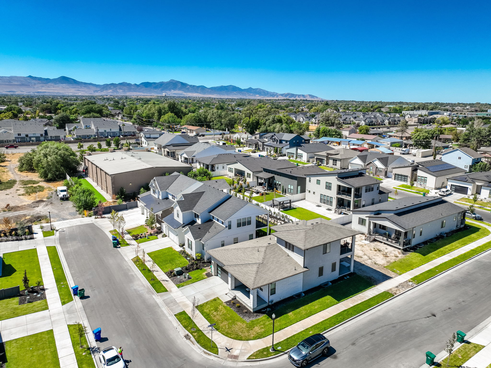 TOLL BROTHERS - SYCAMORE GLEN - Residential Lease