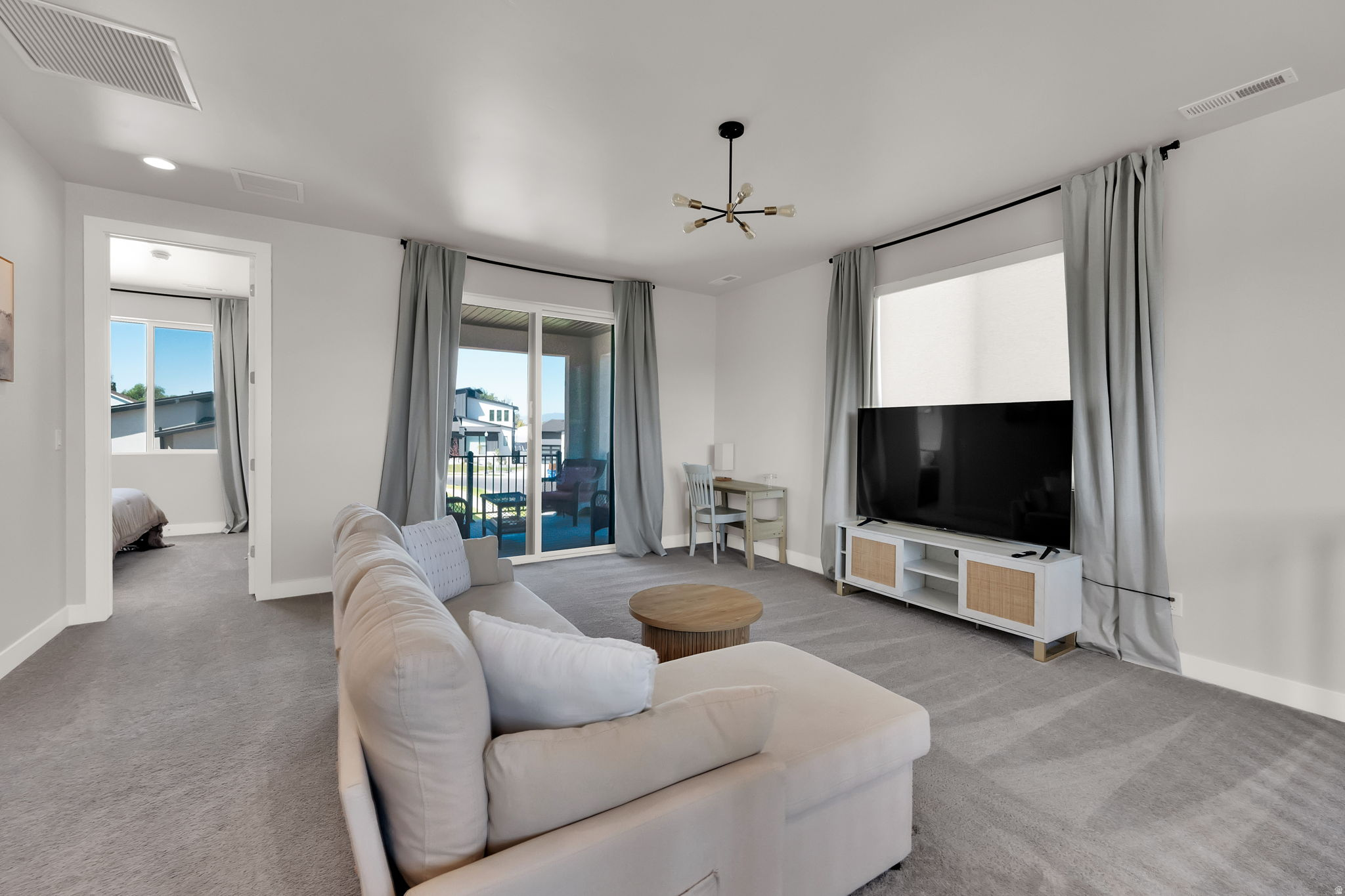 TOLL BROTHERS - SYCAMORE GLEN - Residential Lease