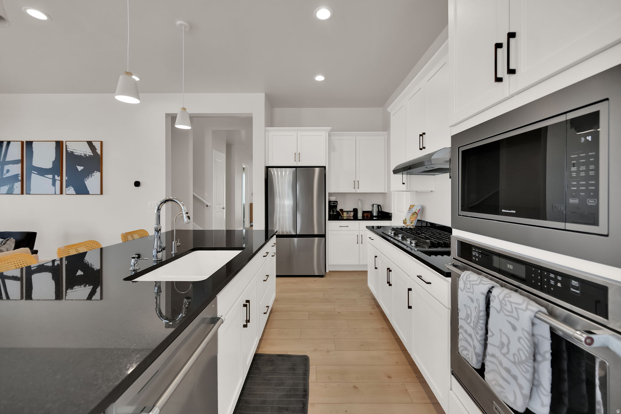 TOLL BROTHERS - SYCAMORE GLEN - Residential Lease