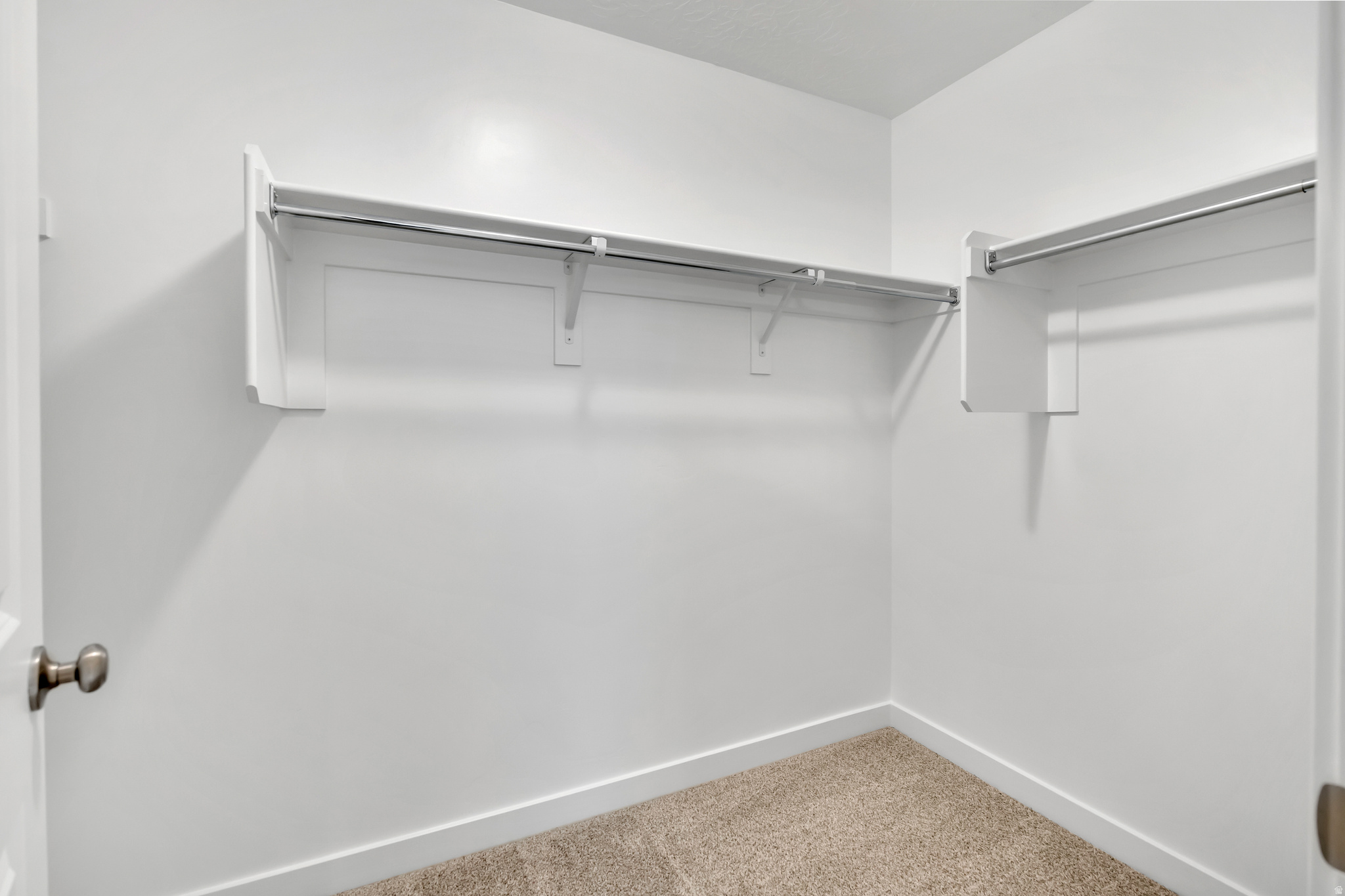 MEADOWBROOK - Residential