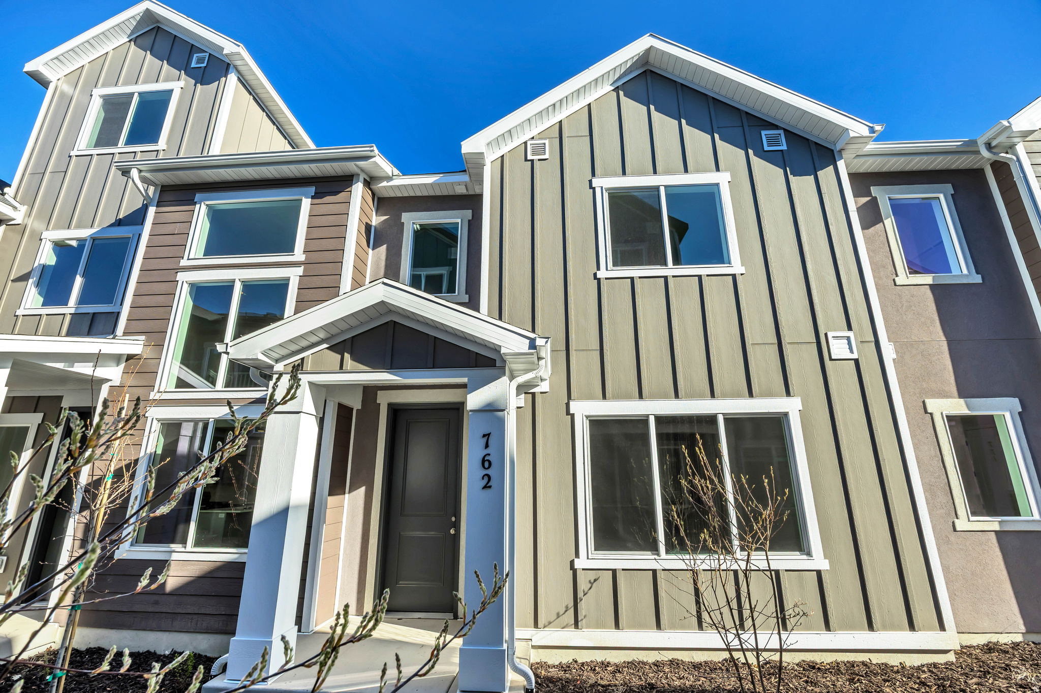 MEADOWBROOK - Residential