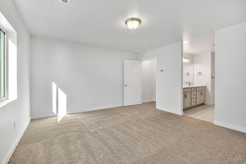 Tiny photo for 762 W 520 S #425, American Fork, UT 84003 (MLS # 2142888)