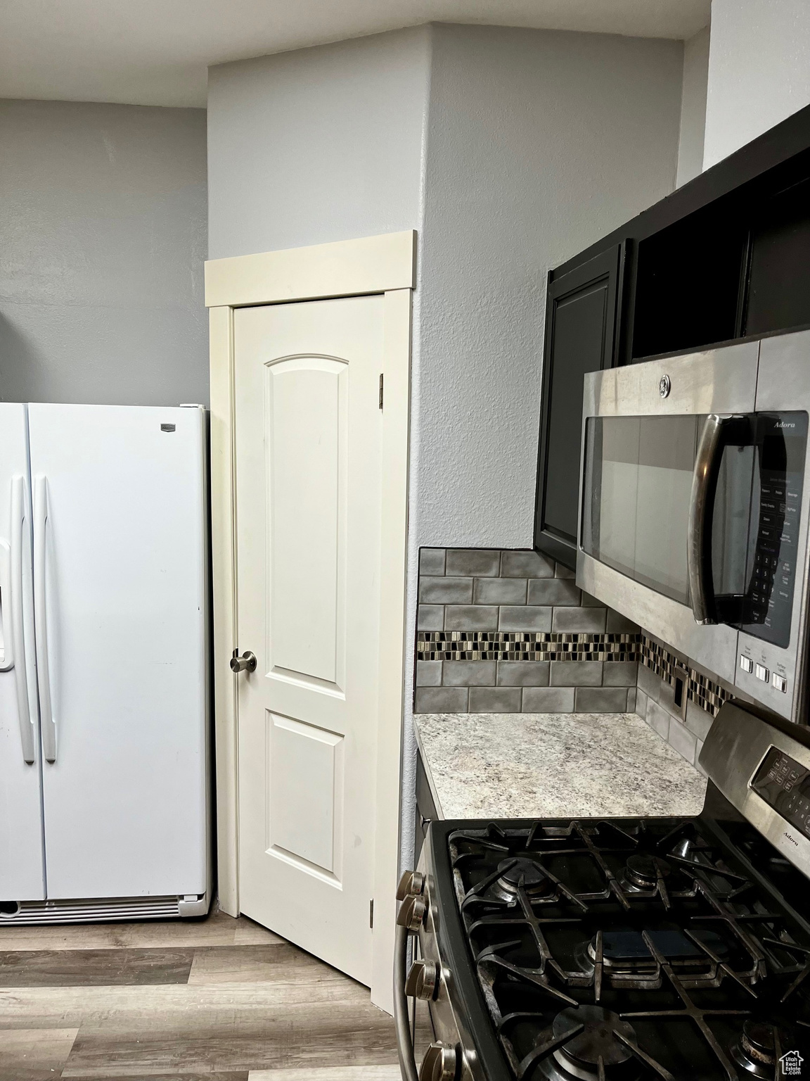 TOWN AND COUNTRY ESTATES - Residential