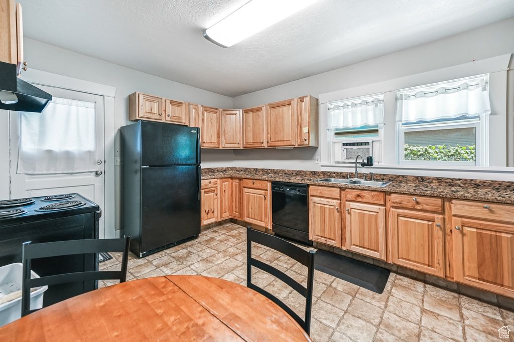 Photo of 440 N 400 E, Logan, UT 84321 (MLS # 2100714)