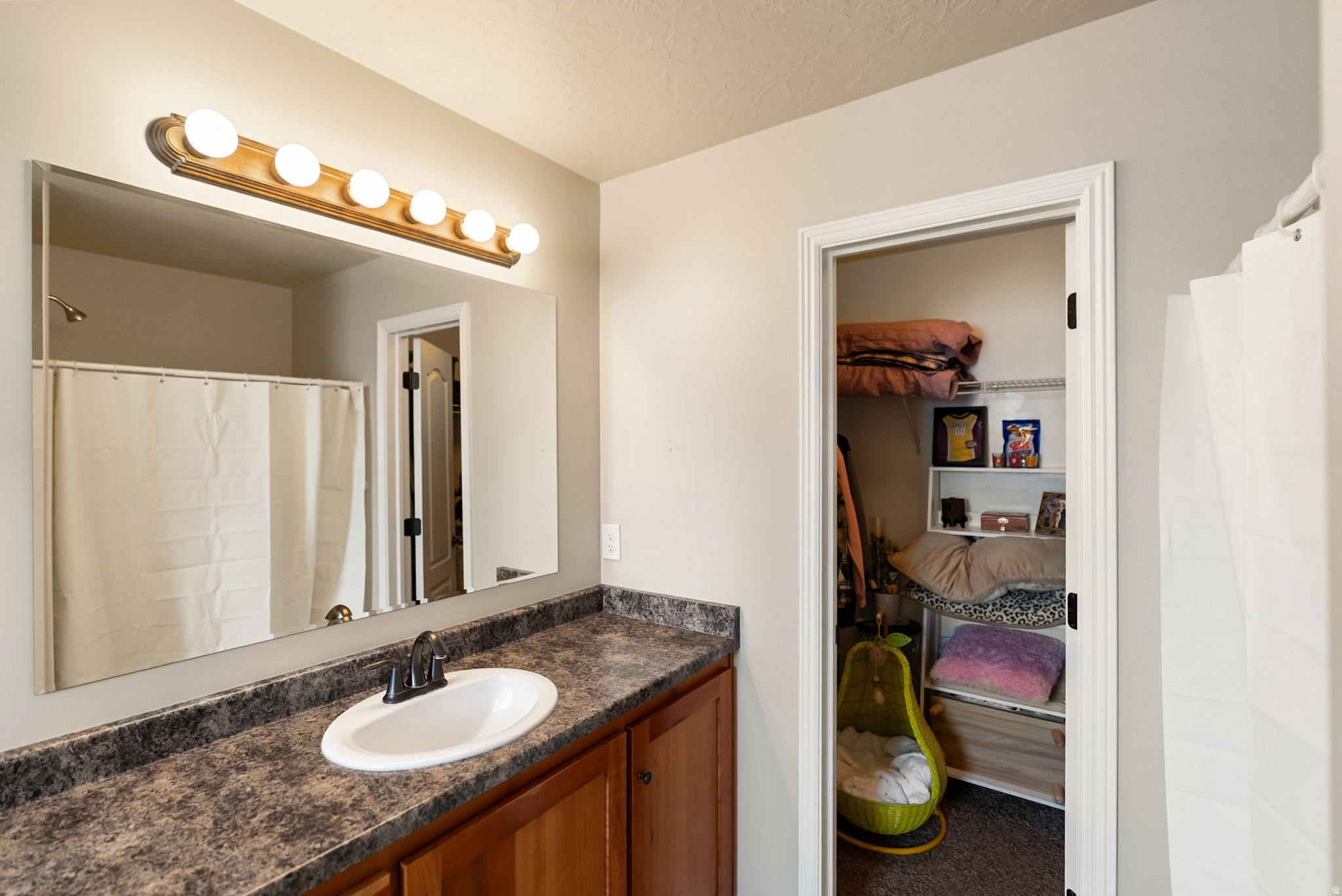 SPRING CREEK - Residential