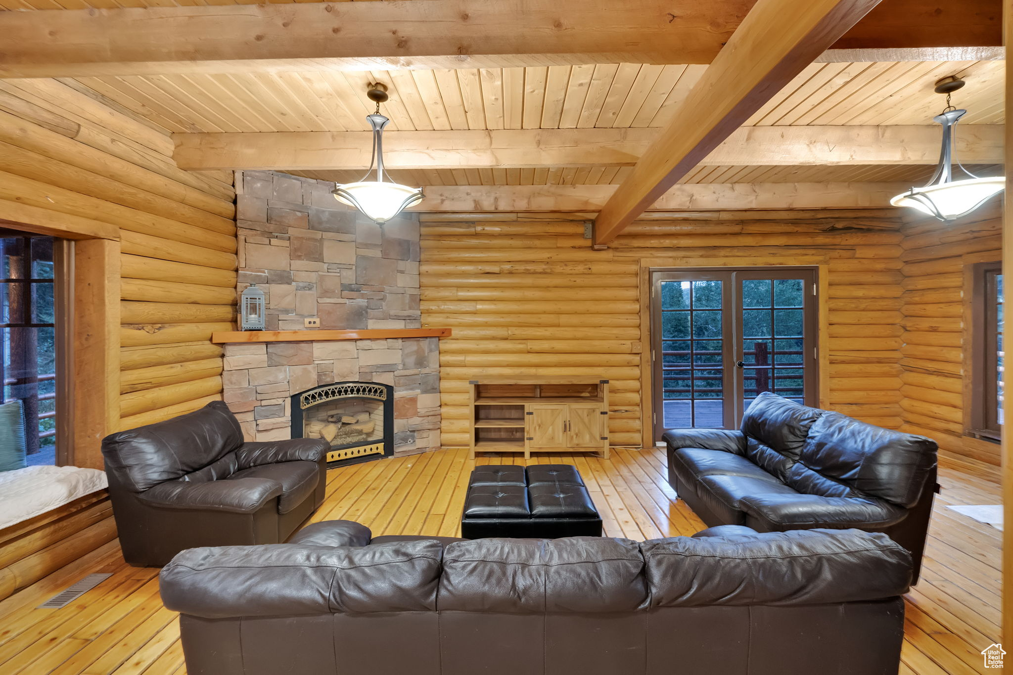 TIMBER LAKES - Residential