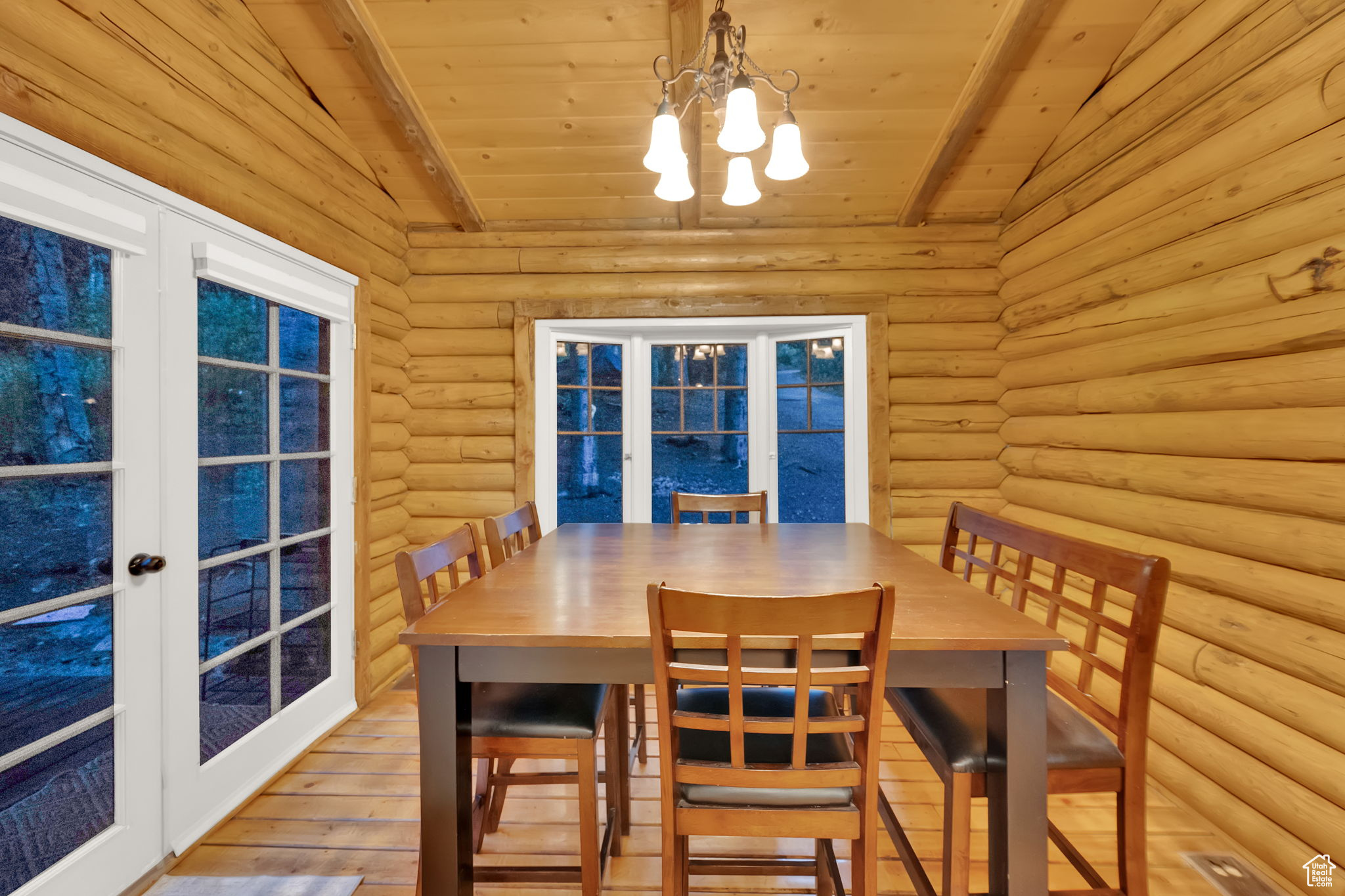 TIMBER LAKES - Residential