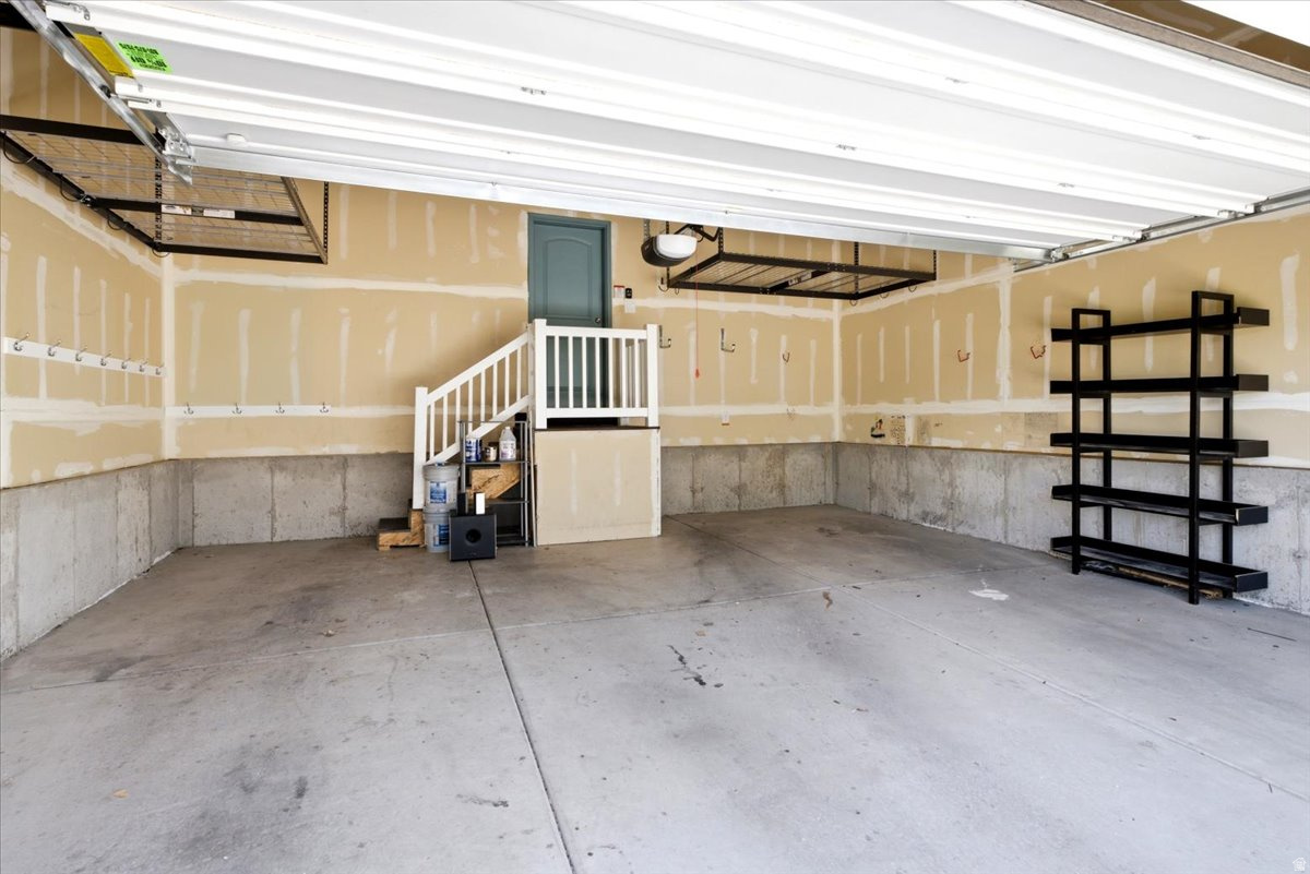 KENNECOTT - Residential