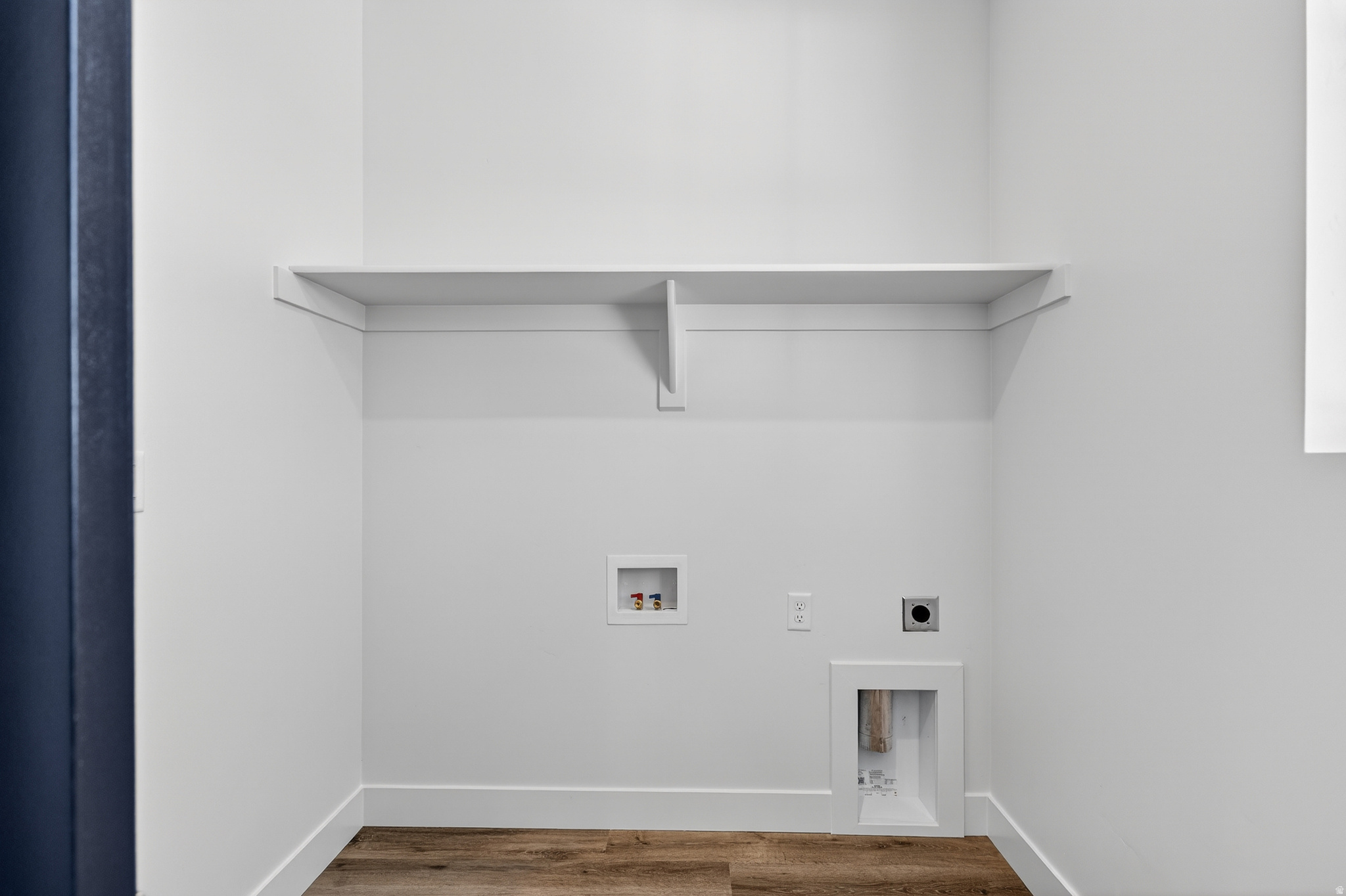 DIAMOND E - Residential