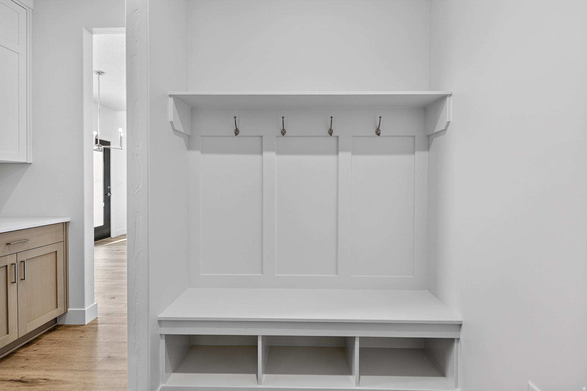 DIAMOND E - Residential